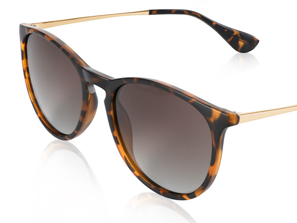 CHBP Polarized Sunglasses for Women Men - Trendy 2024 Vintage Classic Retro Round Mirrored Lens D... | Amazon (US)