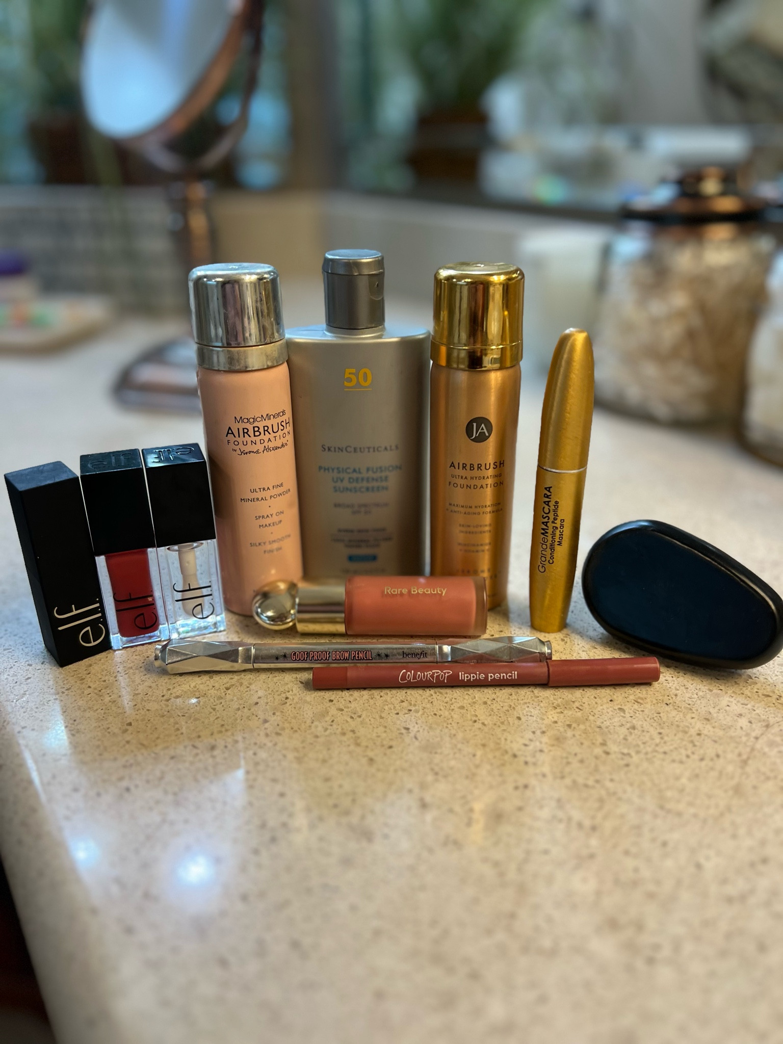 ✨ Easy breezy morning makeup routine ✨

I wear LIGHT in the foundation 

Crazy Busy Mama 

#LTKBeauty #LTKFindsUnder50 #LTKOver40