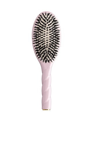 La Bonne Brosse Large Brush N02 in Lilac Pink. | Revolve Clothing (Global)