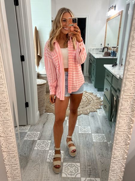 Some new drops at Pink Lily for SPRING✨🤩 my code HOLLEY20 saves you 20% off always! In the S in this pink button up! 

Casual / outfit inspo / cute / Holley Gabrielle / spring break / summer fit 