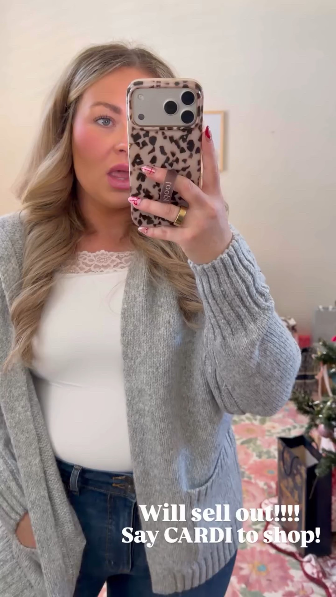 Cozy little hooded cardigan! Feels like Barefoot Dreams!!! 🛌 💭 

#LTKMidsize #LTKSeasonal