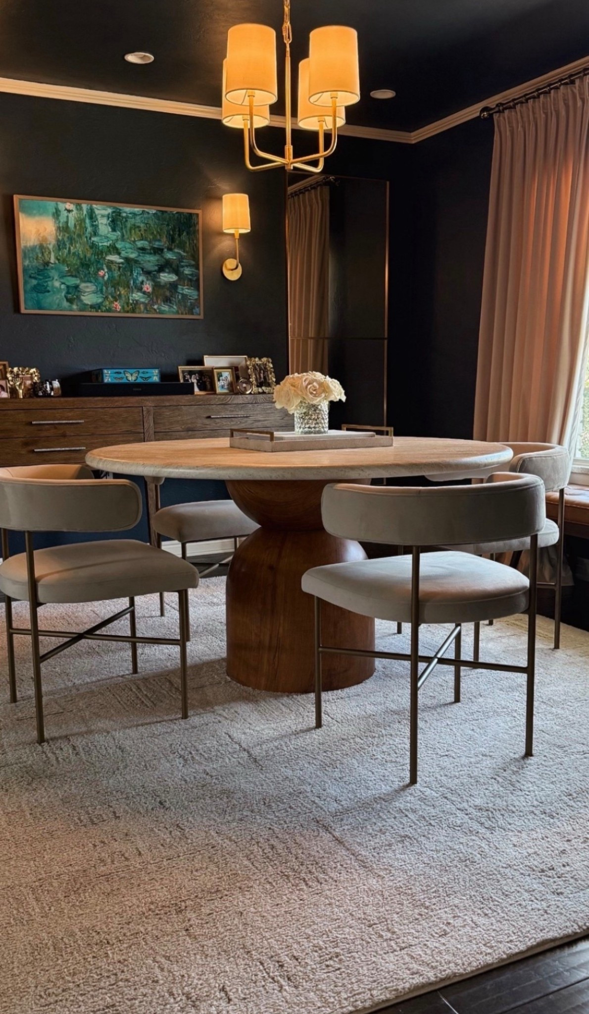 
Table
Chairs
Breakfast room
Rug 
#ltkhome

#LTKSaleAlert #LTKCyberWeek #LTKHoliday