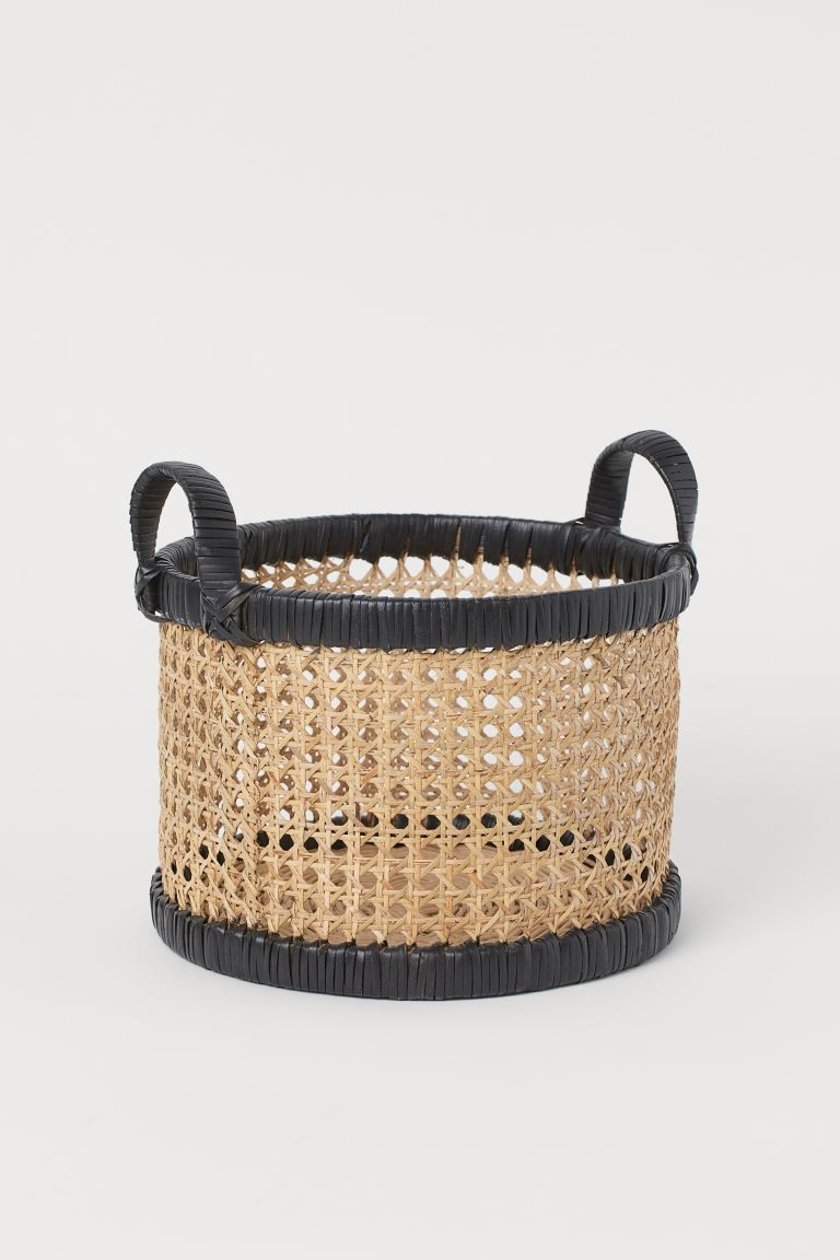 Small rattan basket | H&M (UK, MY, IN, SG, PH, TW, HK)