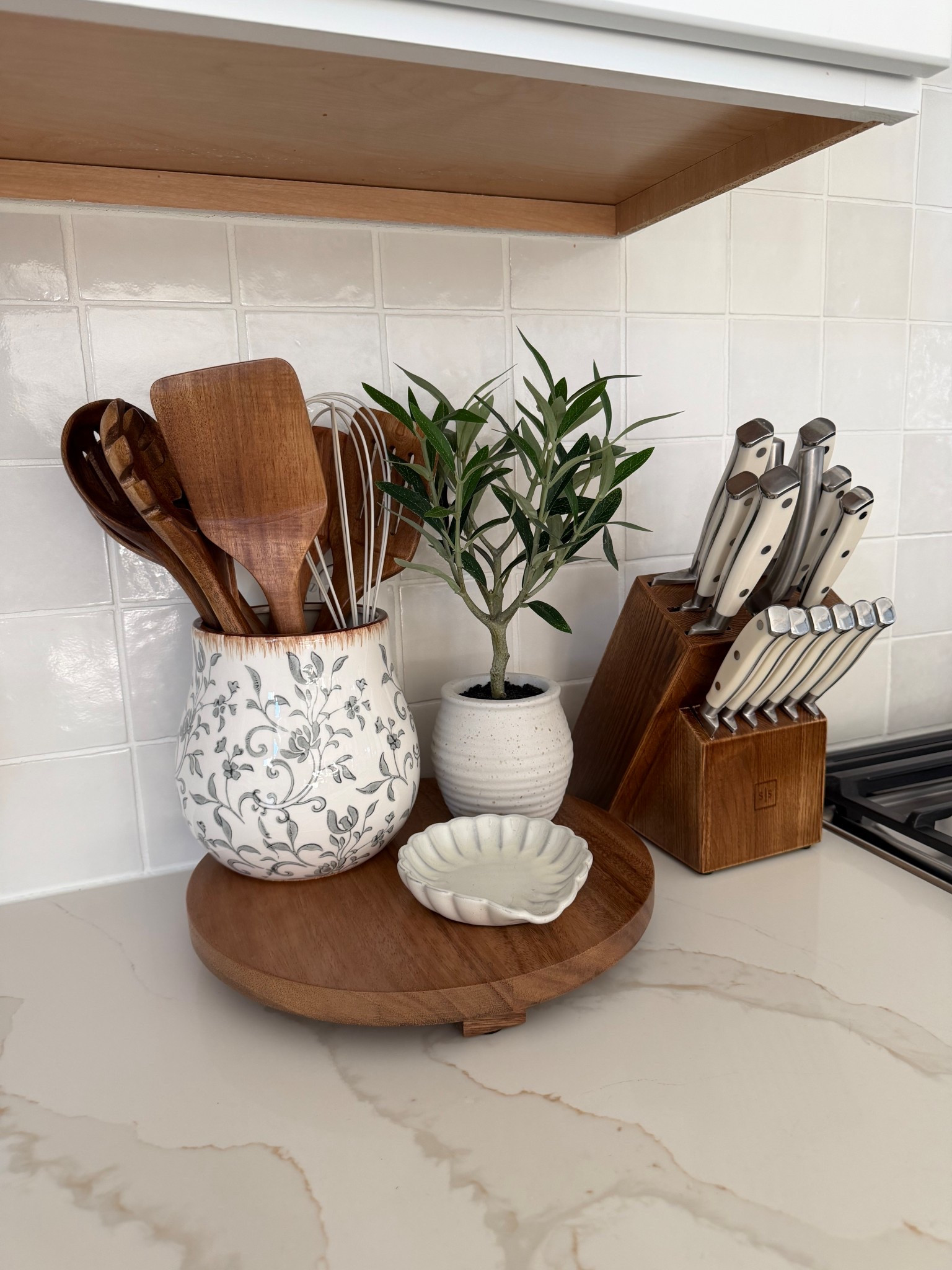 Kitchen counter decor!


#LTKHome