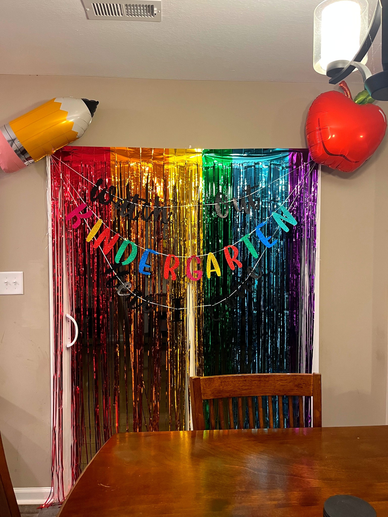 First day of Kindergarten decorations! 😢

#LTKFamily #LTKFindsUnder50 #LTKKids