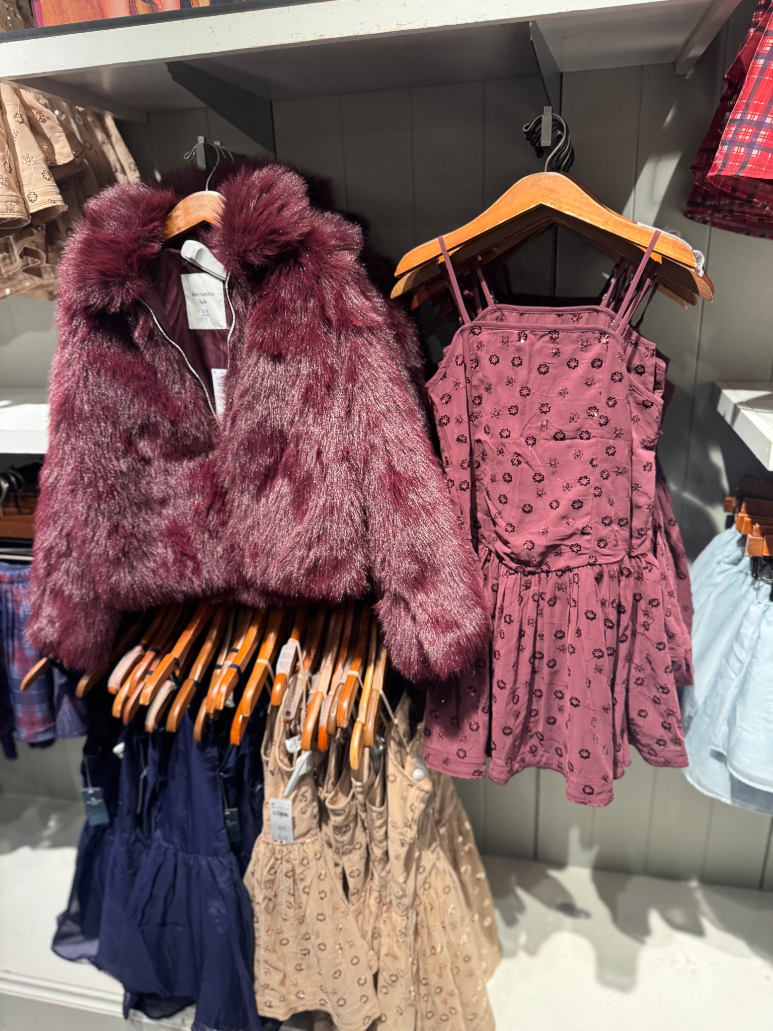 Tween Fashion 🤍

Tween Fashion // Tween girl clothes// Faux fur jacket for tween girls// Abercrombie Kids// Dresses for tween girls// Christmas Dress for girls 

#LTKHoliday #LTKGiftGuide #LTKKids