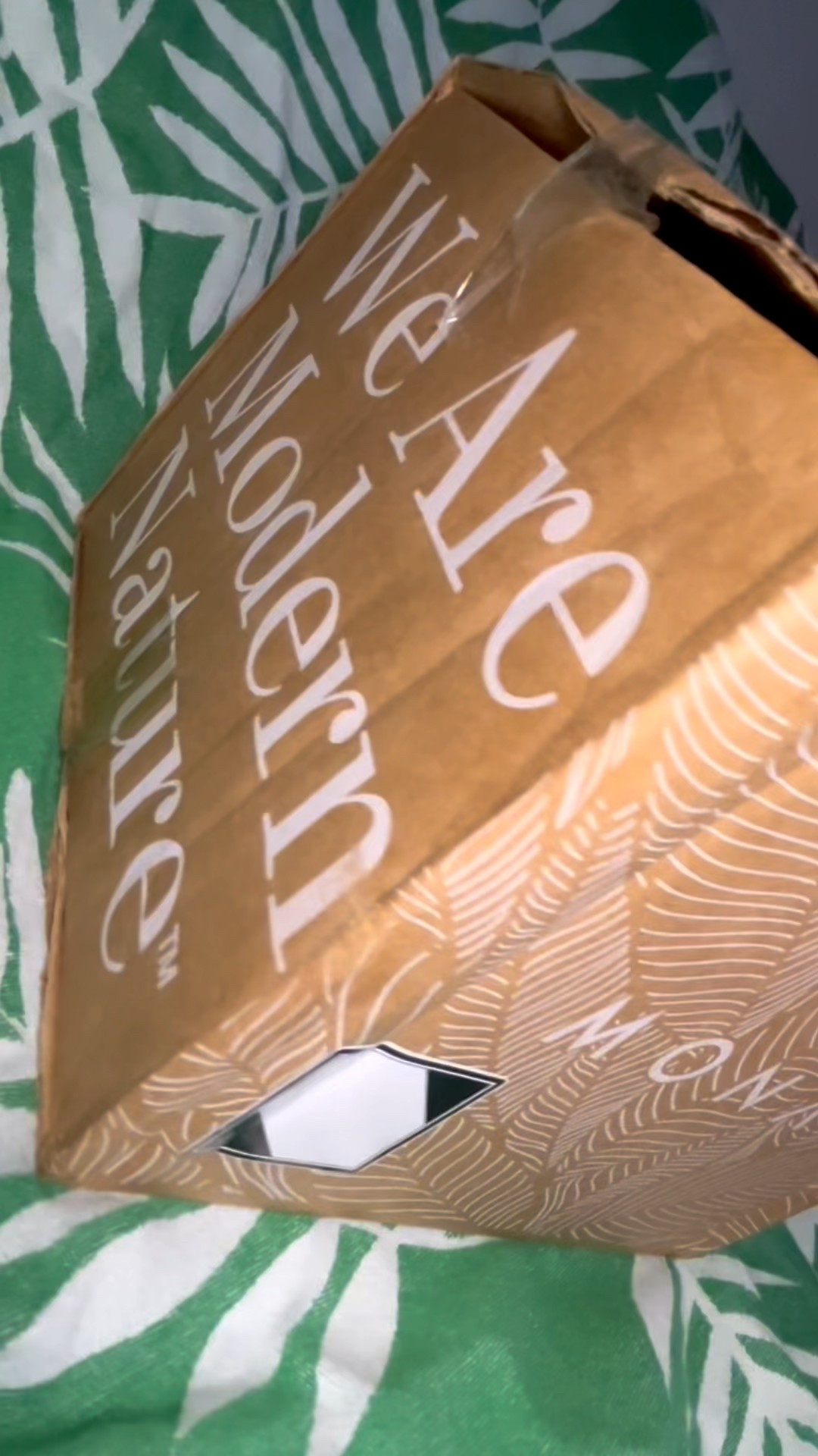 POV: You finally fix your scalp and your split ends at the same time
Monat girlies don't gatekeep. Add to cart & thank me later💫
If you were to ask me which one of these
MONAT products, I love the most I wouldn't be able to tell you because I love them all' 🥰

DM me to start your Monat Journey🤩