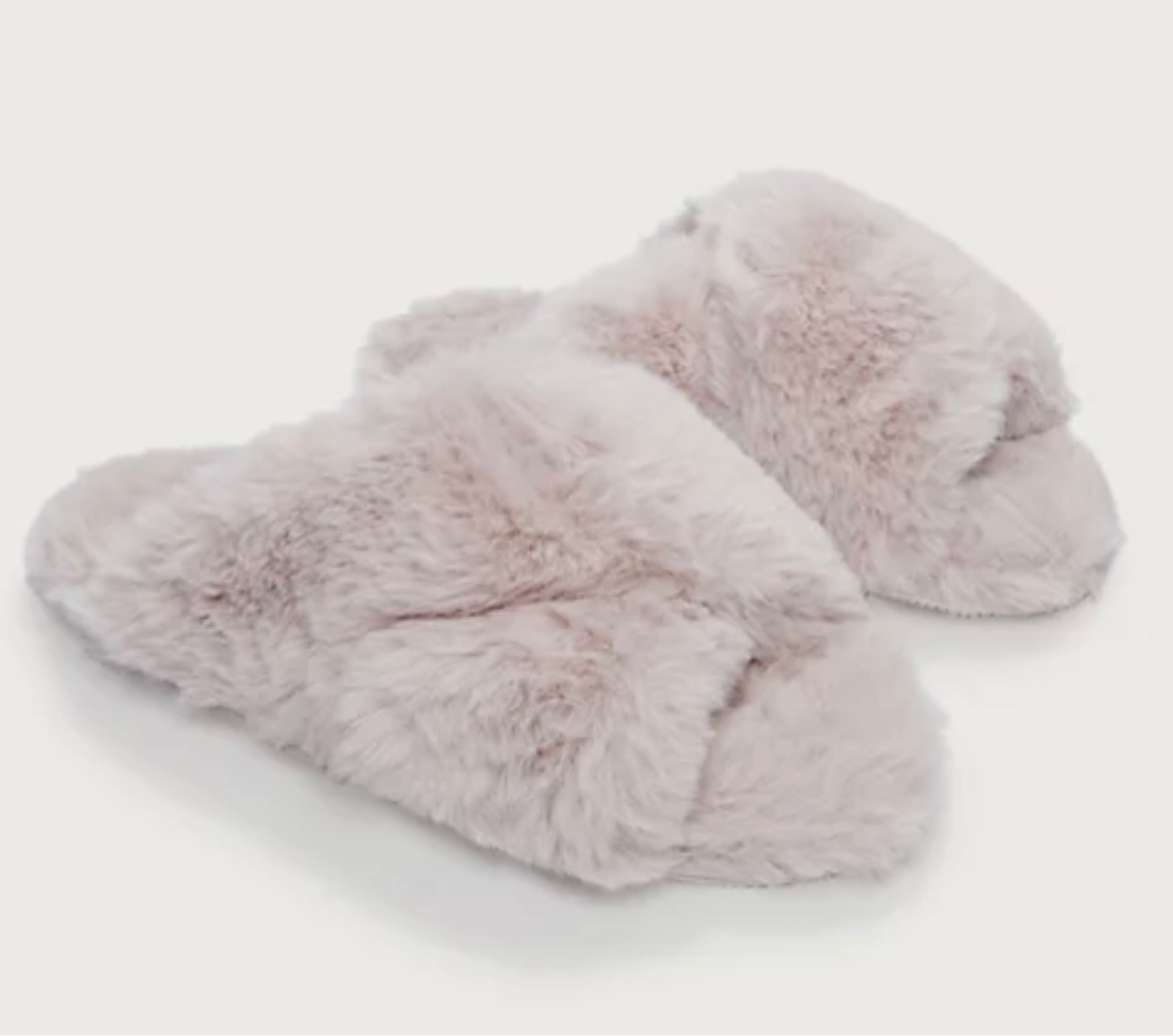 The coziest slippers around!  Super plush to give you the most comfort. A perfect gift for Mother’s Day!  #mothersday #giftidea

Slippers, Mother’s Day gift, gift ideas

#LTKfindsunder100 #LTKbeauty #LTKstyletip