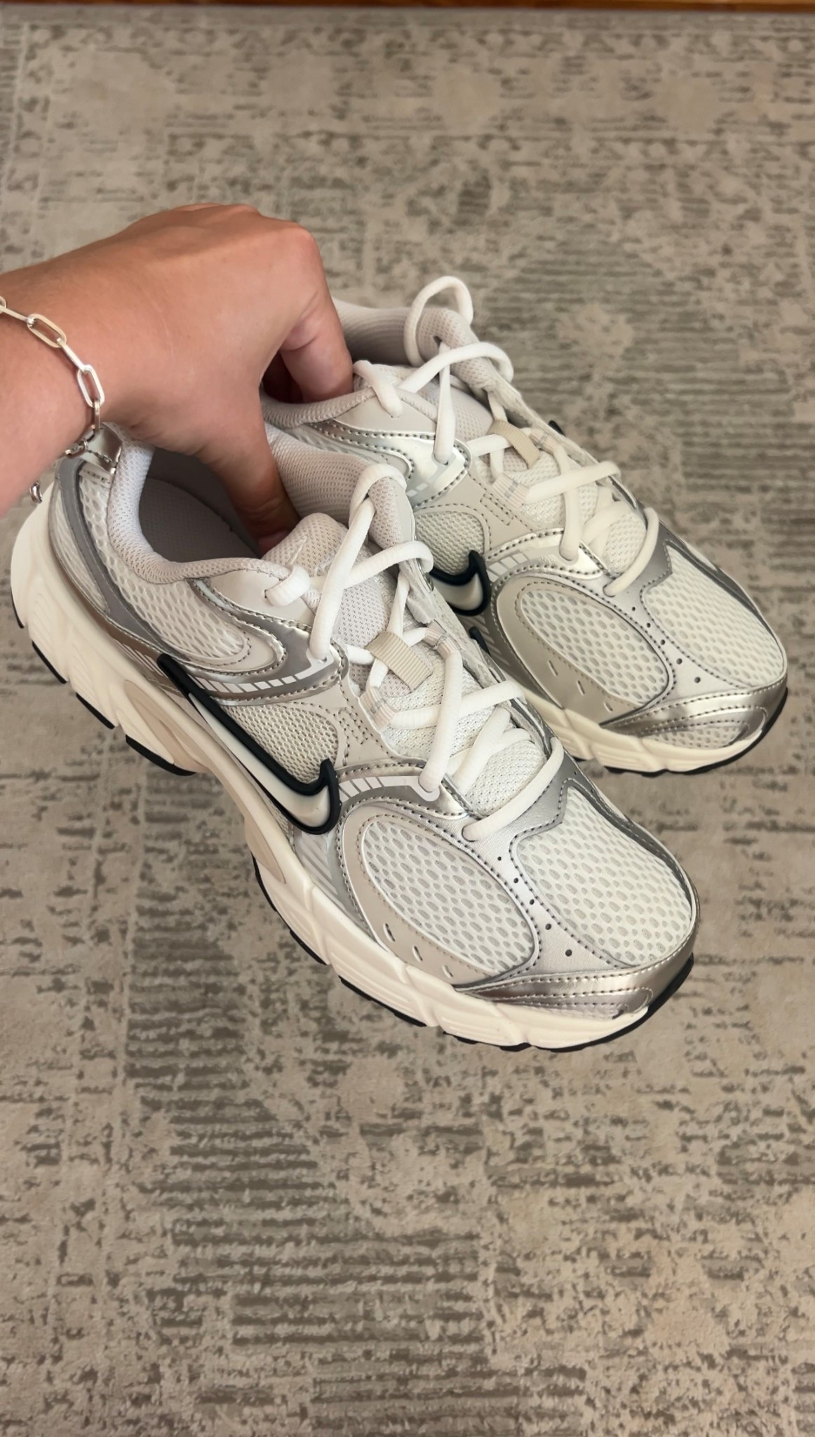 Nike v5 RNR’s are the sneaker of fall!! They are only $89 and so so comfortable🤎🍂

#LTKFallSale 

#LTKStyleTip #LTKSeasonal