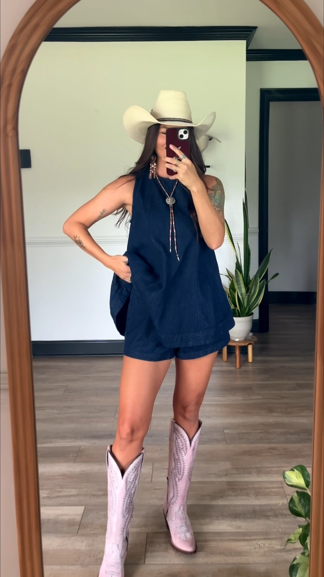 Both small and medium left in my denim set in dark wash! Comes in a light wash as well. Wearing small

#LTKgrwm #LTKootd #LTKSeasonal