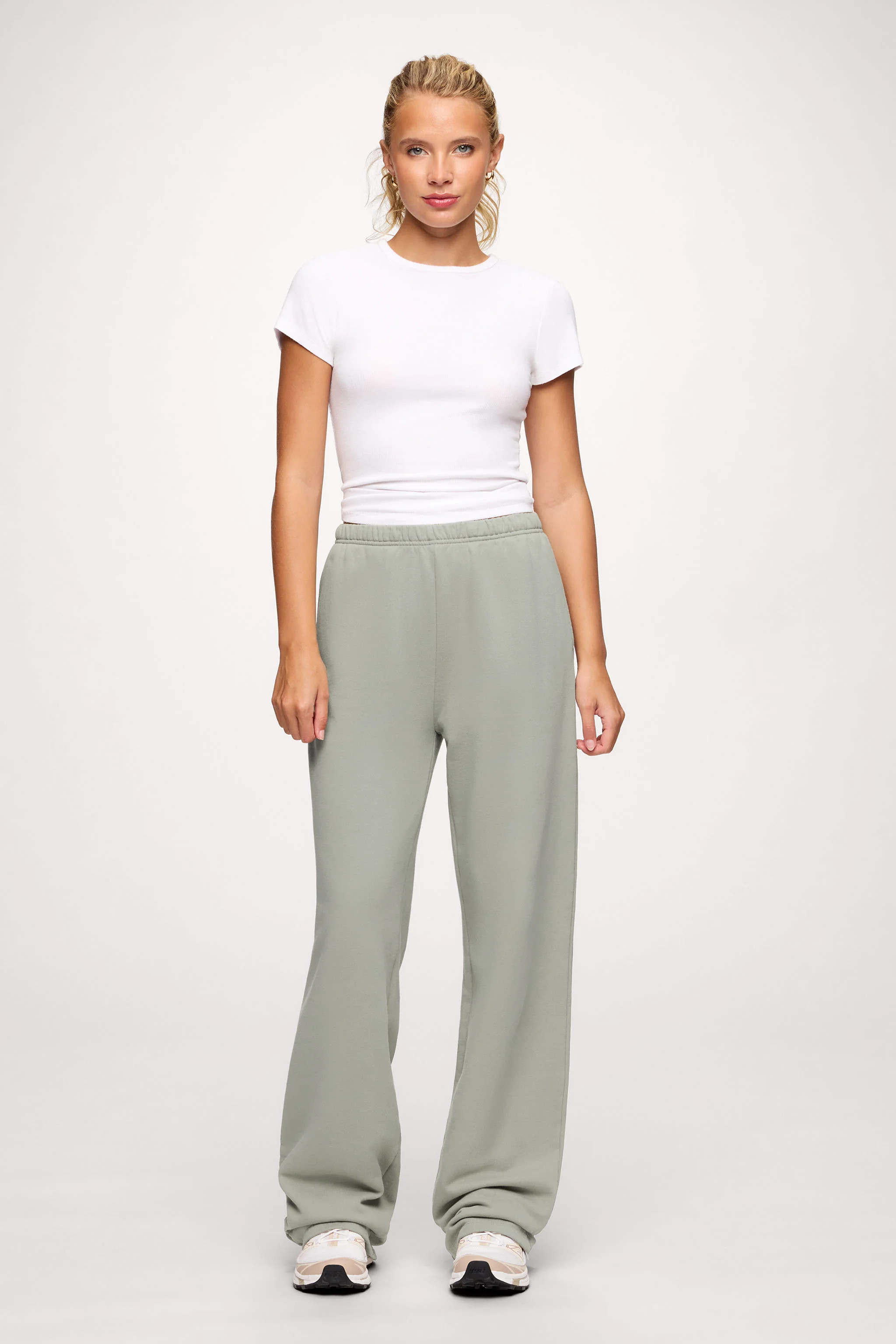 Core Fleece Wide Leg Sweatpant | Pistachio | nuuds