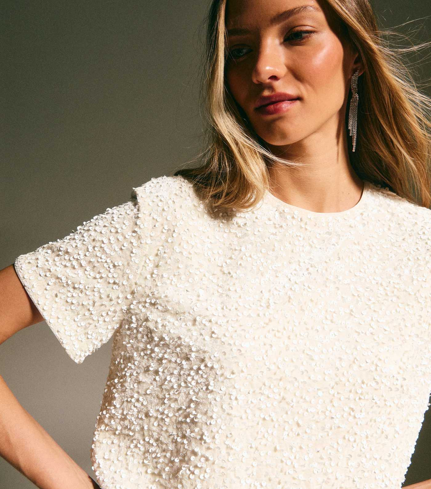 Cream Velvet Sequin Embellished T-Shirt | New Look | New Look (UK)