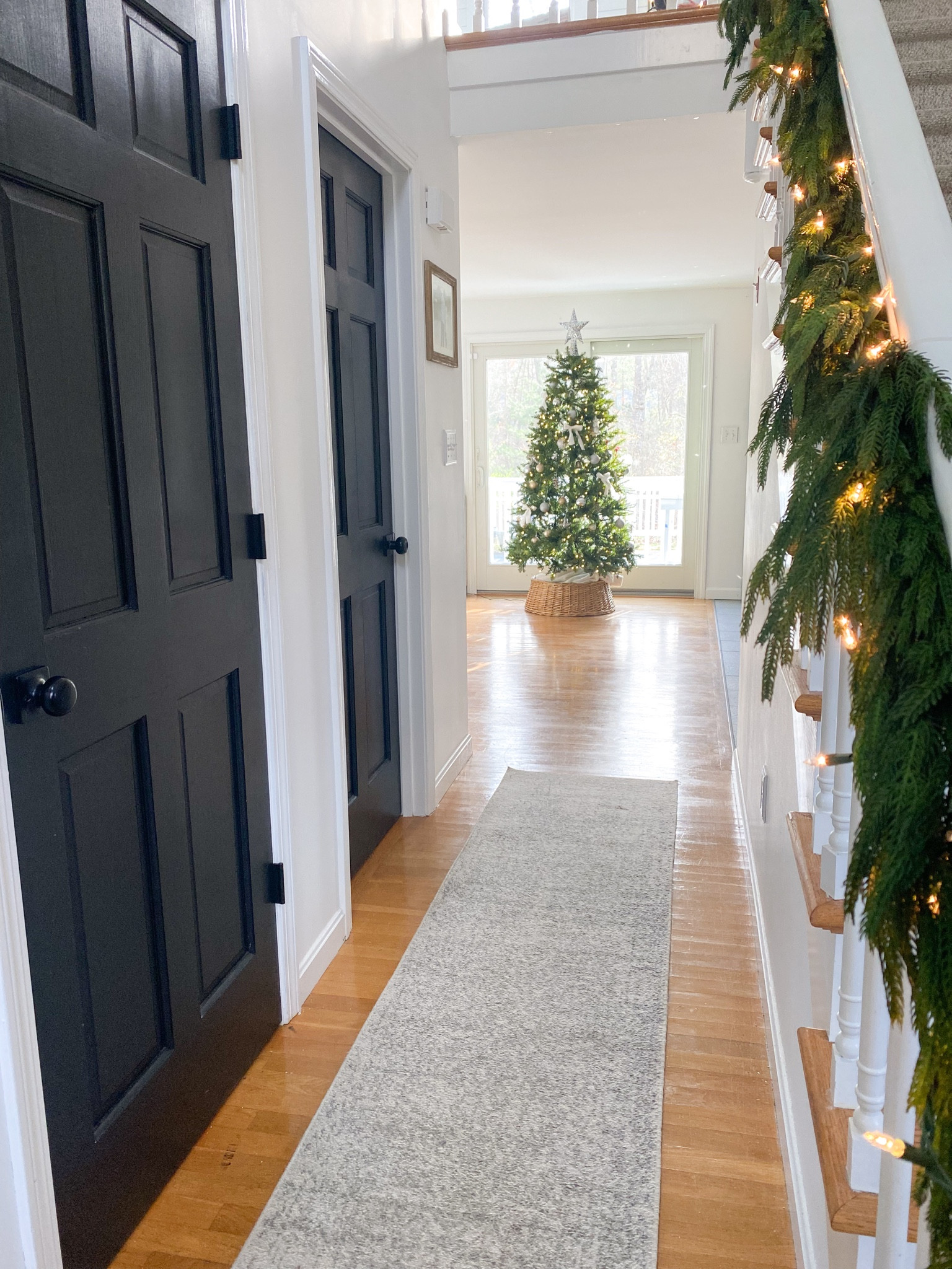 King of Christmas Tree

#LTKhome #LTKSeasonal #LTKHoliday