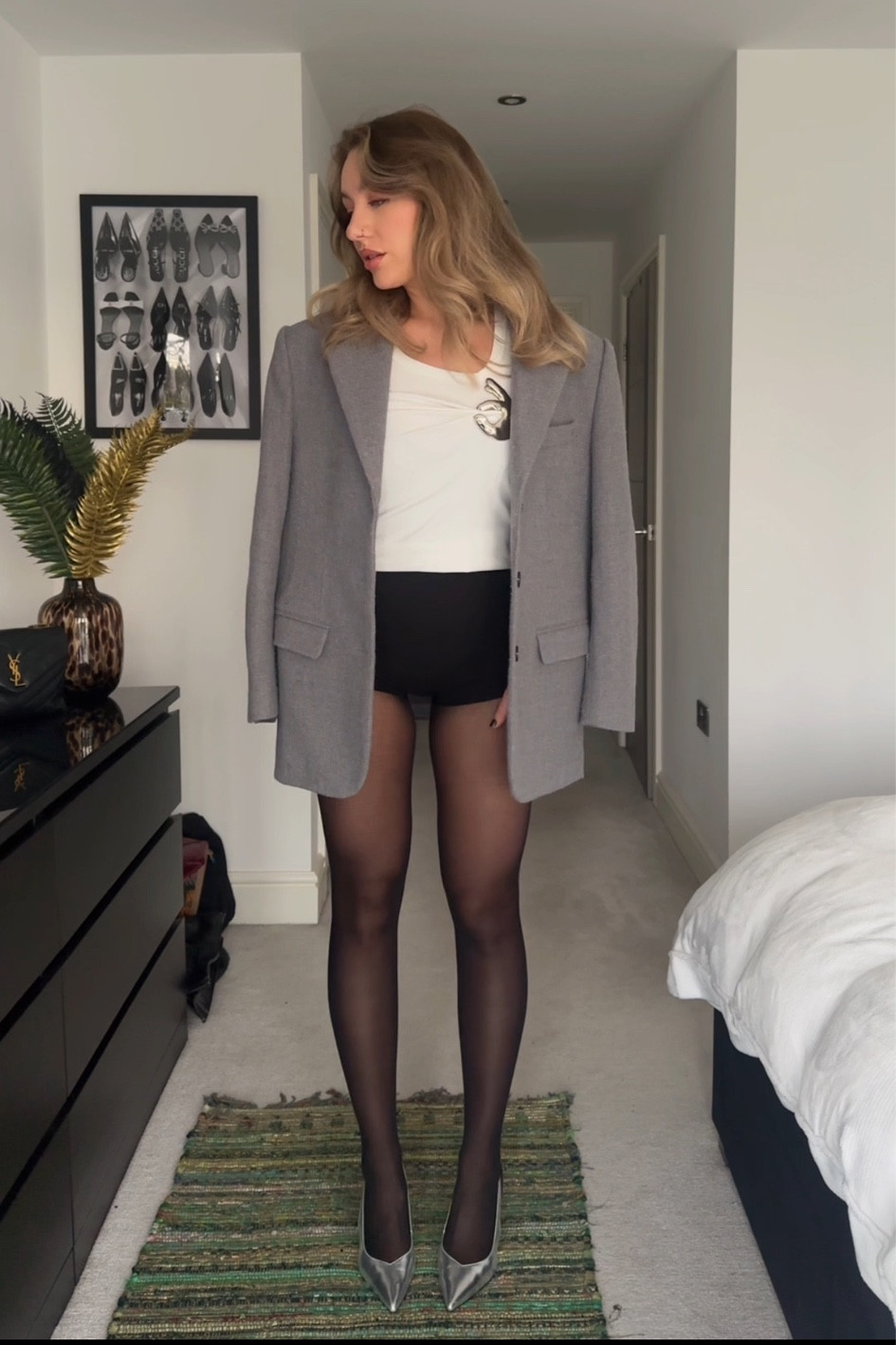 christmas party outfit inspo 

maebe blazer
party outfits 
work christmas party 
blazer styling 
20 denier tights 
layering for winter 

#LTKCyberWeek #LTKpartywear #LTKwinter