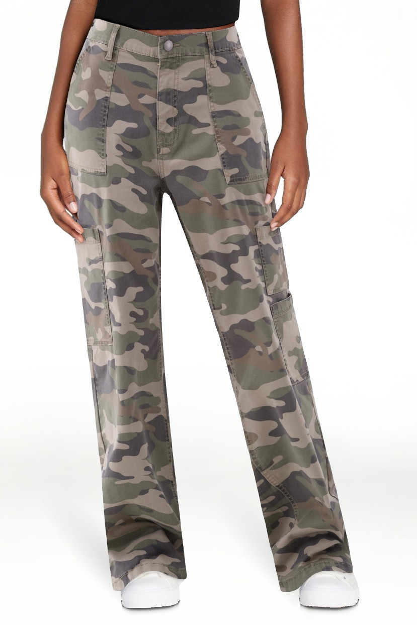 No Boundaries Wide Leg Cargo Pants, 29.5'' Inseam, Women's and Women's Plus XXS-4X | Walmart (US)