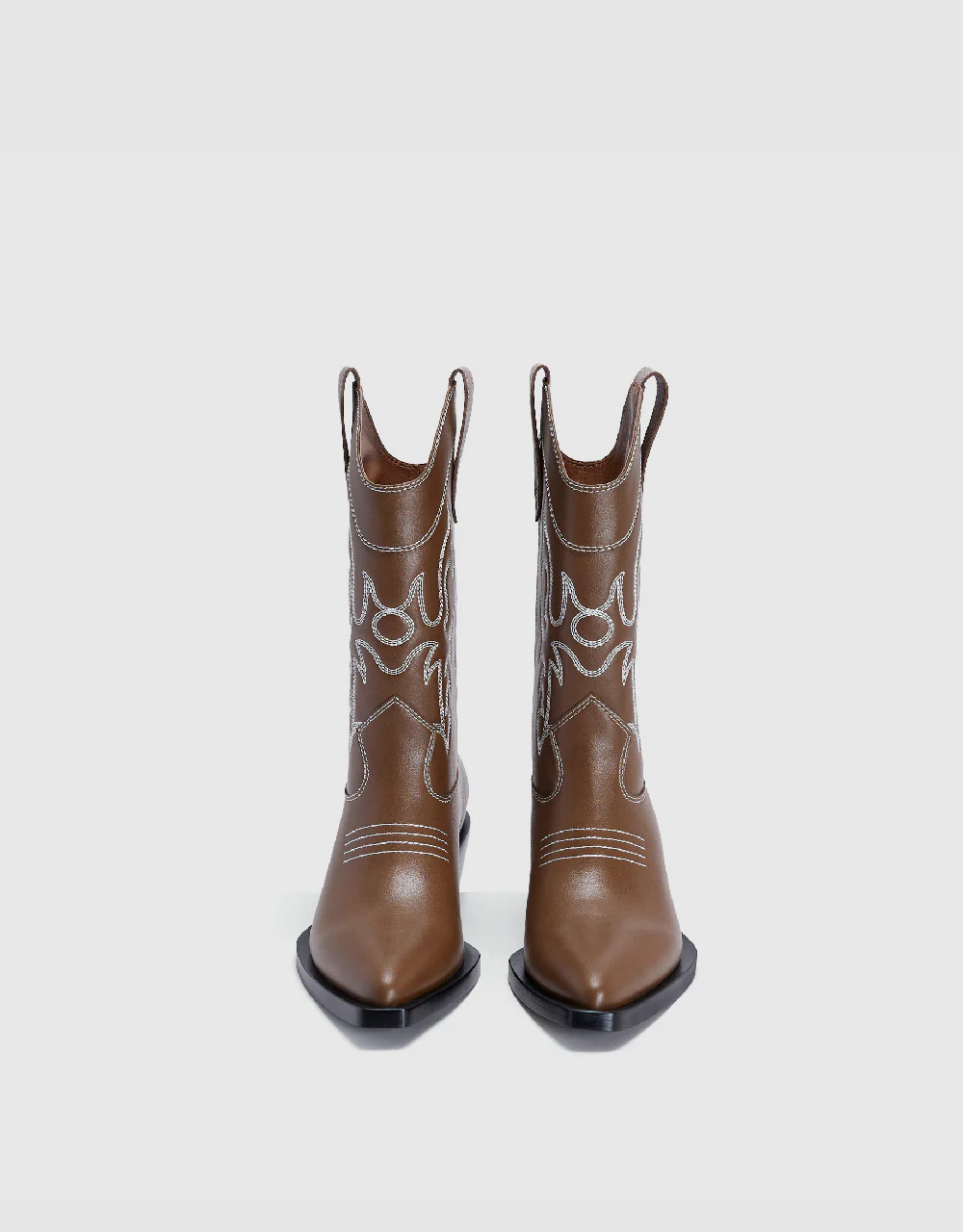 Two-Toned Pointed Toe Boots | Urban Revivo
