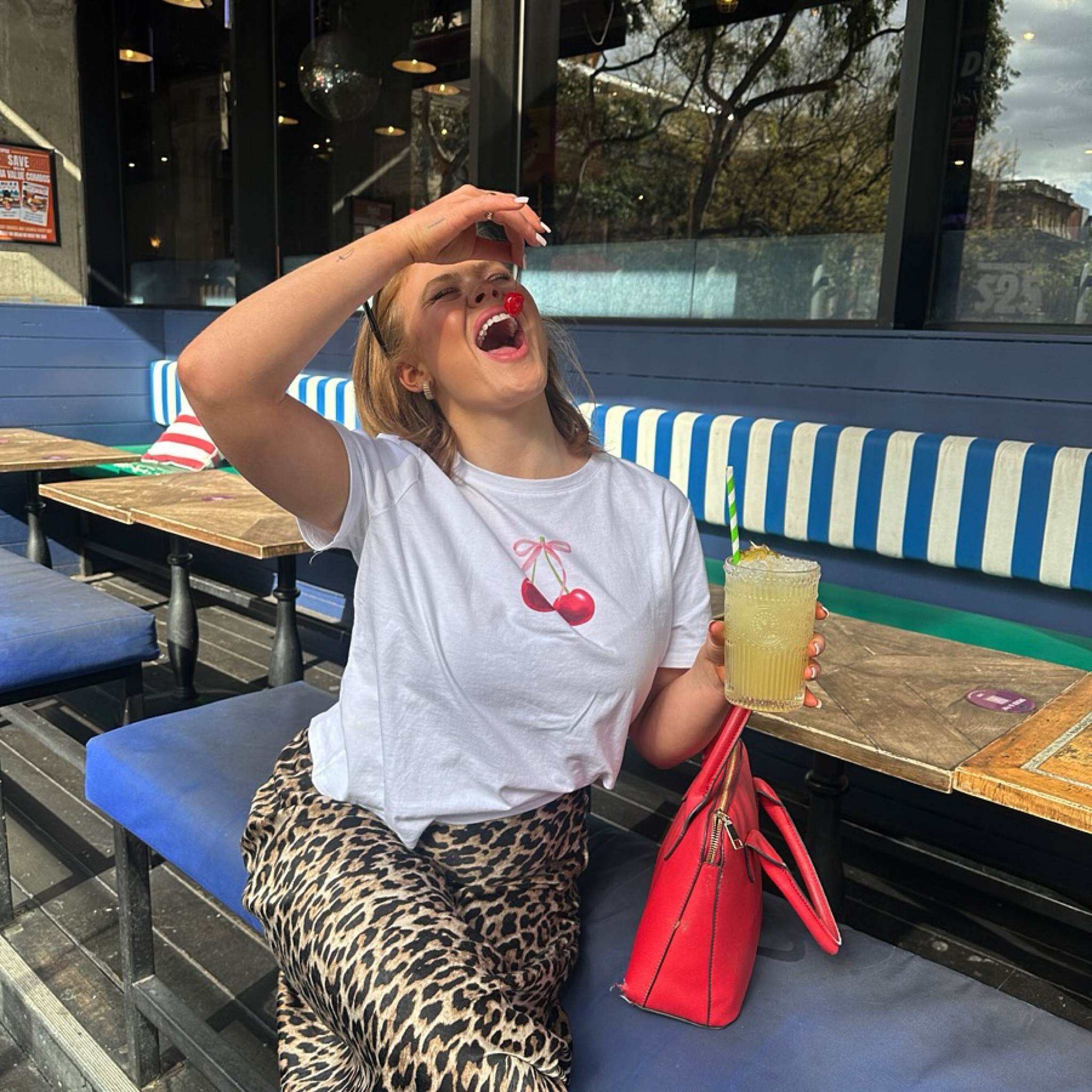 im that unemployed friend on a random weekday 🍒🍹

#selfemployed #pinacolda #cherry #supre #leopardprint #melbournecbd  #contentcreator