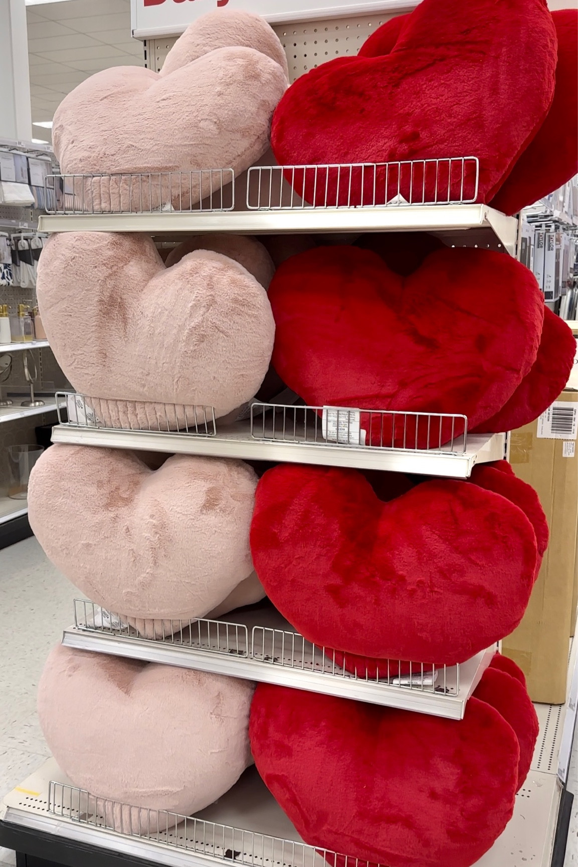 New Valentine’s Day decor at Target!❤️

#LTKHoliday #LTKSeasonal #LTKhome