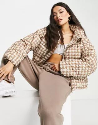 Sixth June oversized cropped puffer in dogtooth print | ASOS (Global)