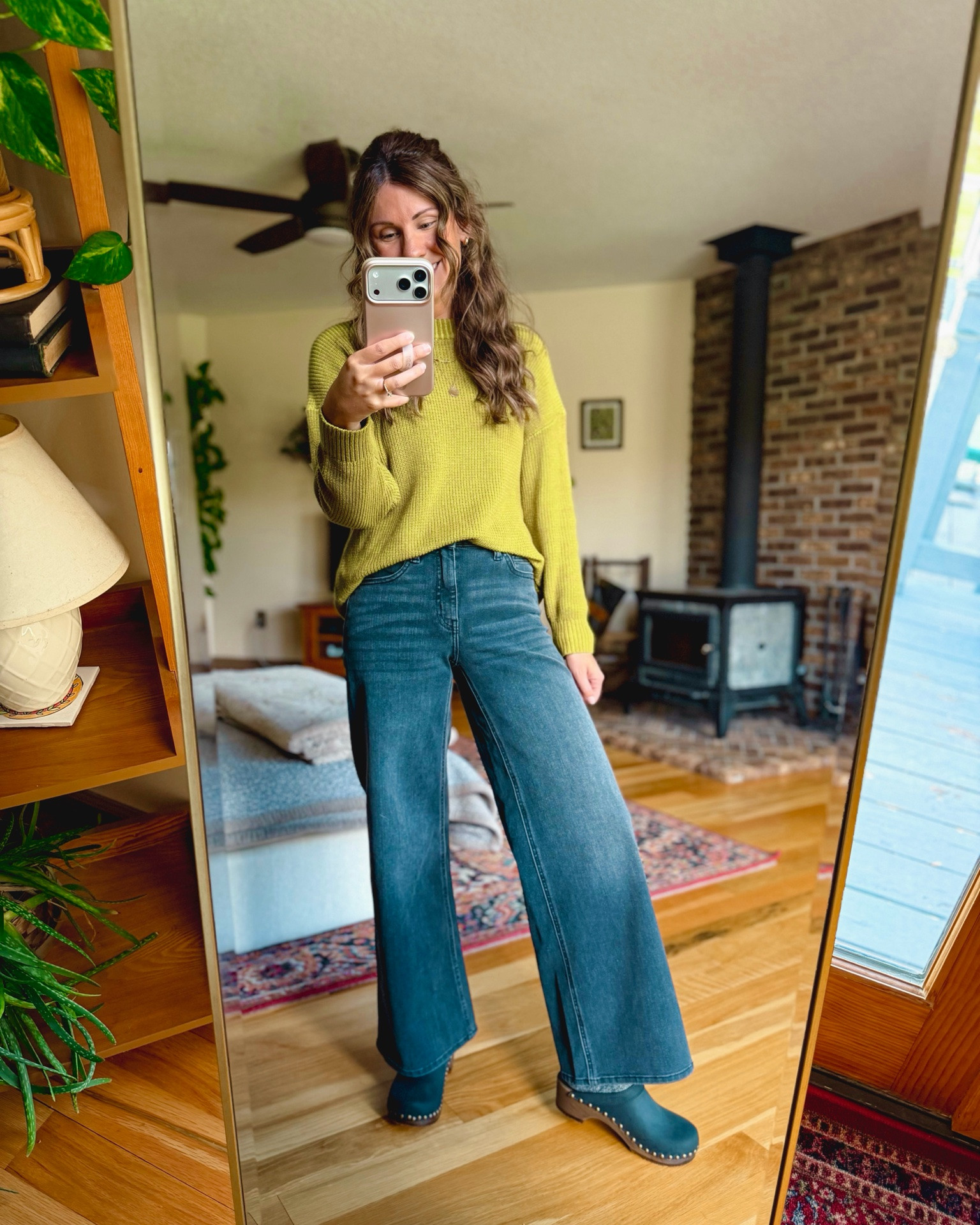 Love a cotton sweater outfit 💚

small petite in my sweater, 24 in short (28” inseam) in my jeans and 6 in my clogs (also linked similar).