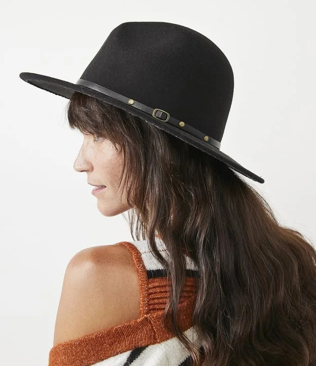 Chapéu em Feltro com Fita Decorativa Preto | Renner (BR)