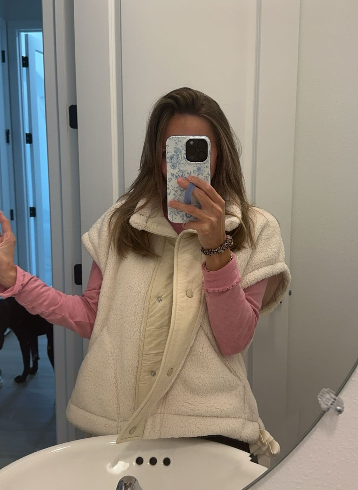 fp outfit 🤩

Free people/ vest/ style/ mom style/ outfit

#LTKFindsUnder100 #LTKBeauty #LTKStyleTip