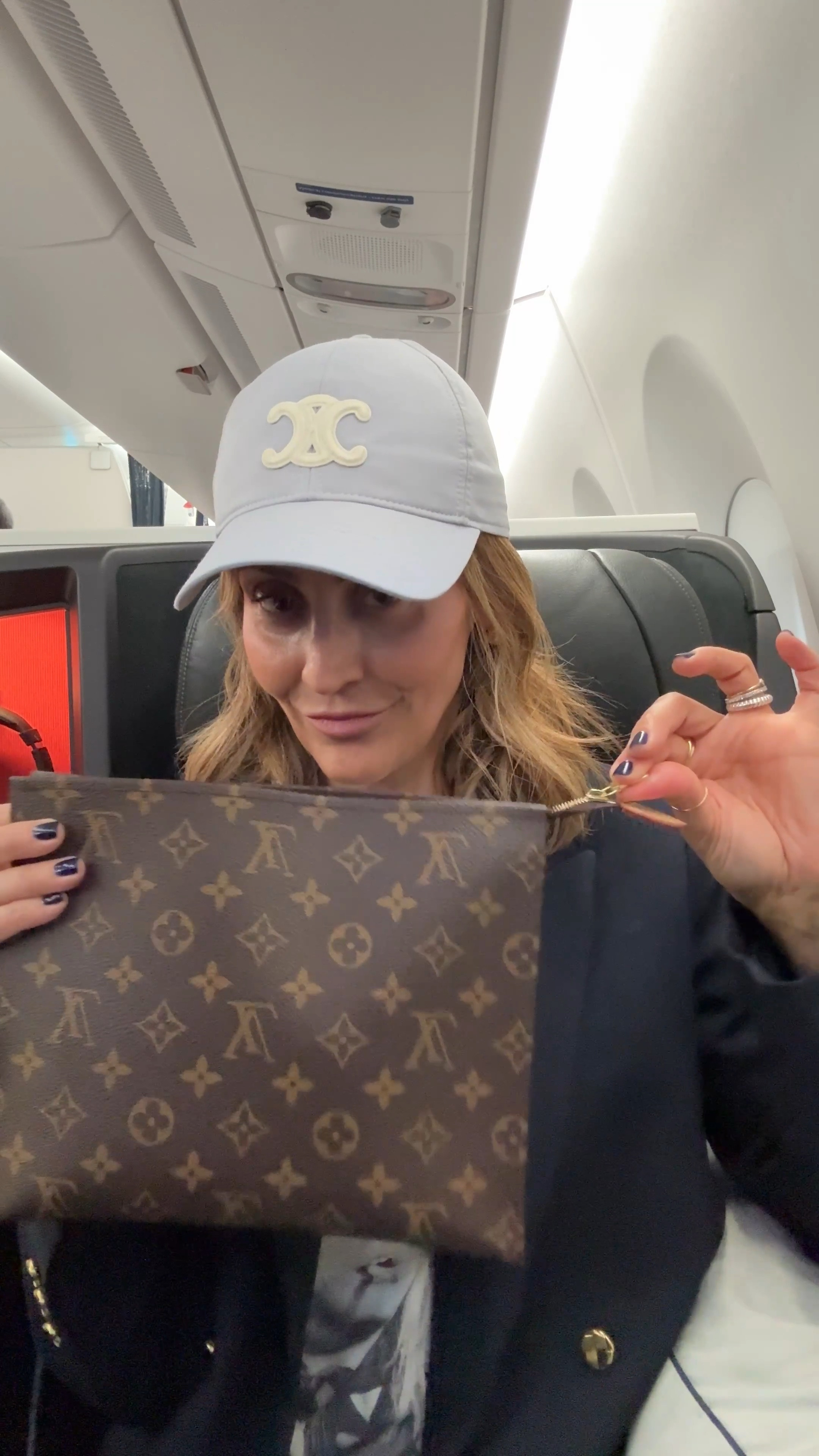 Overnight flight essentials ✈️ ✨ My must-haves for staying comfy and refreshed on the go! 


#LTKStyleTip #LTKTravel #LTKOver40