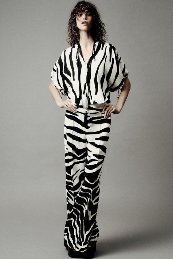 ZW COLLECTION ANIMAL PRINT TOP | Zara UK