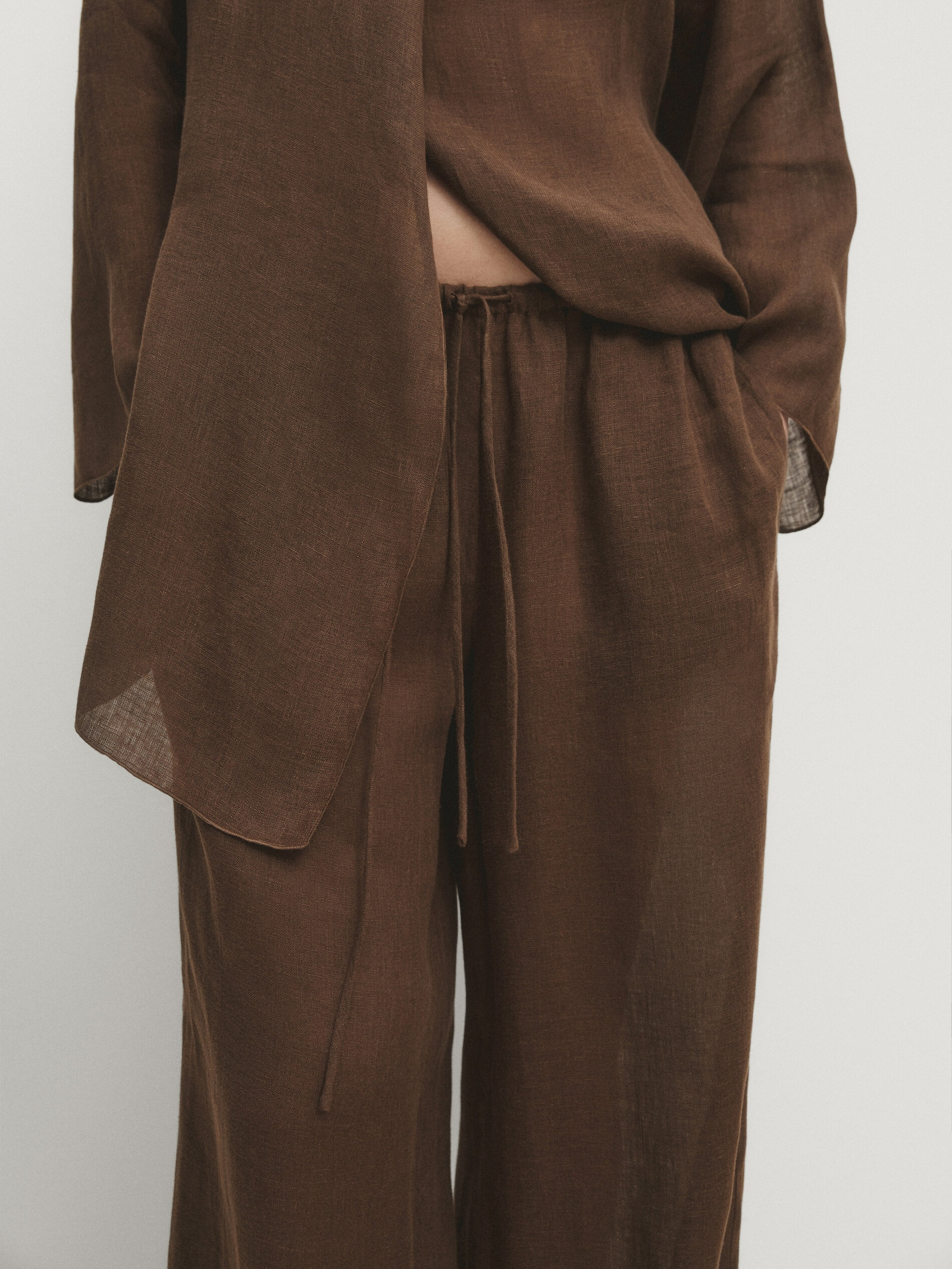 Flowing 100% linen trousers | Massimo Dutti UK