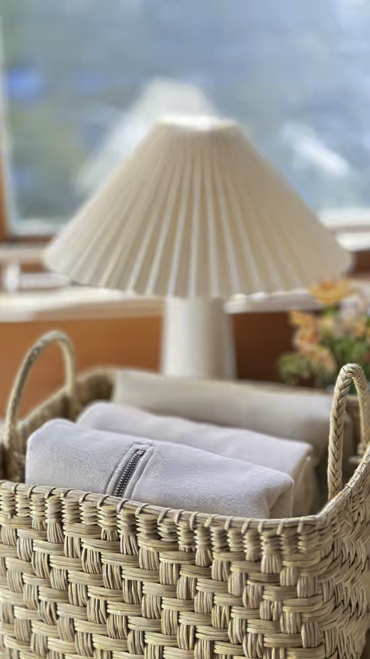 When you need to get organized FAST in time for Super Bowl…

Safe space and get organized 👕

An absolute perfect tool for organizing your closet, drawers, and your suitcases.

#LTKTravel #LTKSaleAlert #LTKHome