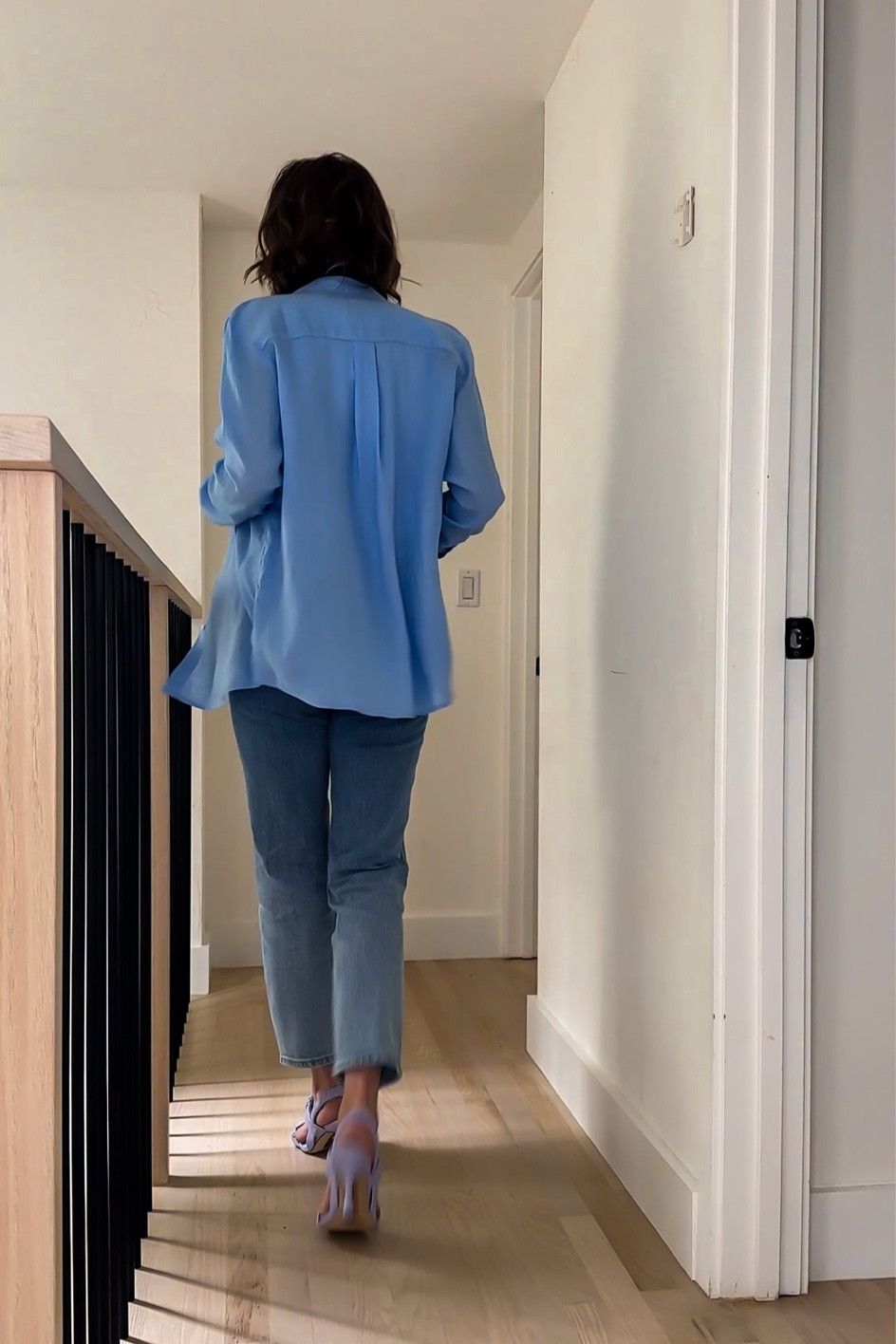 Casual outfit with oversized linen shirt and ombré straight leg jeans | casual Friday outfit | gap jeans | gap shirt | gap outfit | gap haul

#LTKshoecrush #LTKworkwear #LTKsalealert