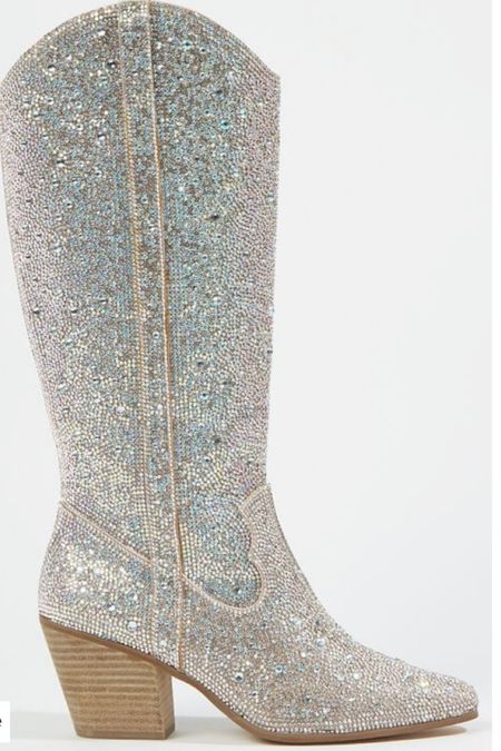 Obsessed with these glittery cowgirl boots! So cute for Nashville 

#LTKFind #LTKfit #LTKshoecrush