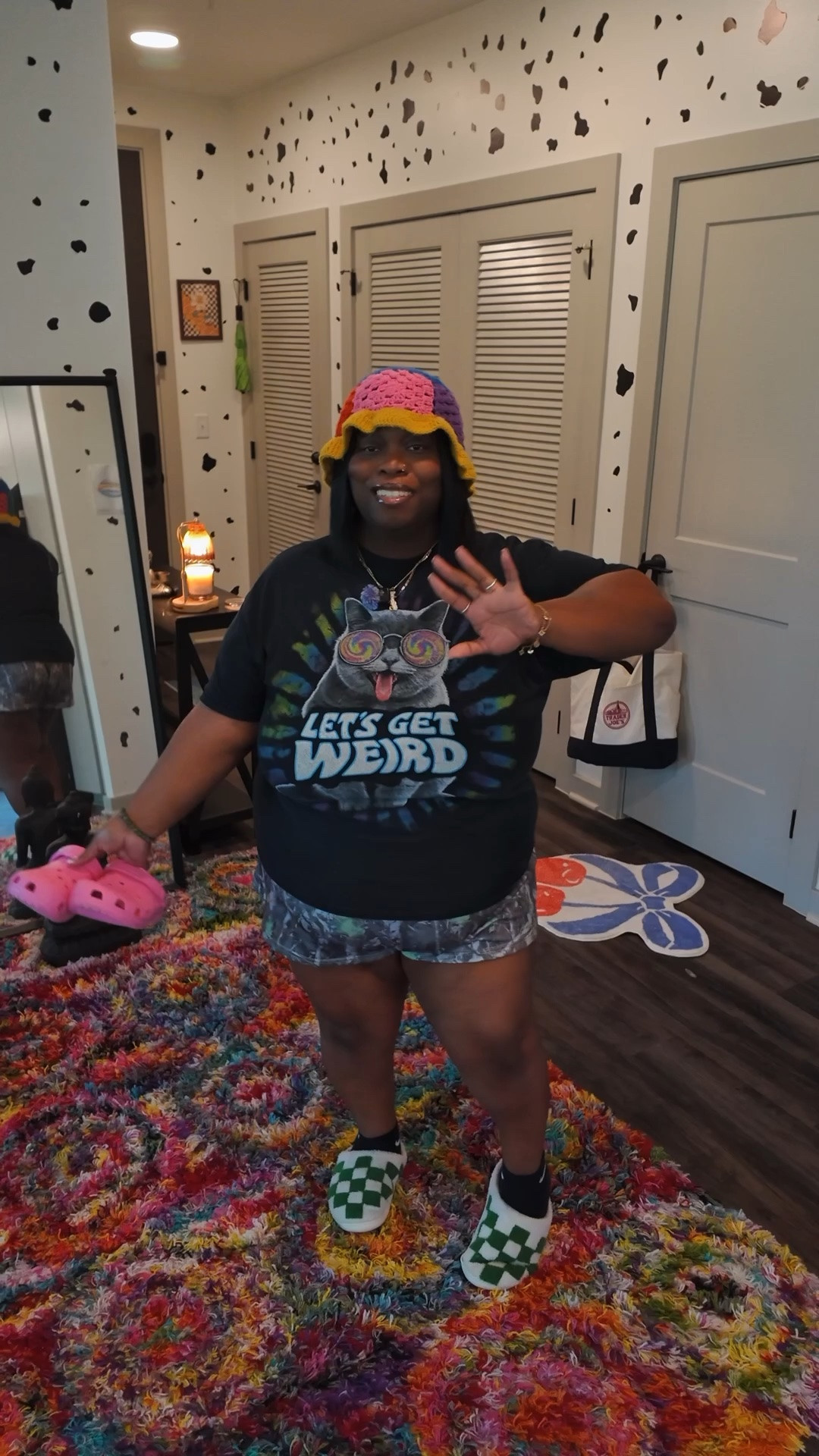 just another simple look for the day , but I love . 💗🖤 .

Shirt - @Walmart  
Shorts- @SHEIN 
Hat - @Amazon Fashion 
Shoes - @Crocs 
Bag- @MCM 
#plussizeoutfitoftheday #nashvillecontentcreator #outfitoftheday #fyp 
#thriftedfinds

#LTKPlusSize #LTKgrwm #LTKootd