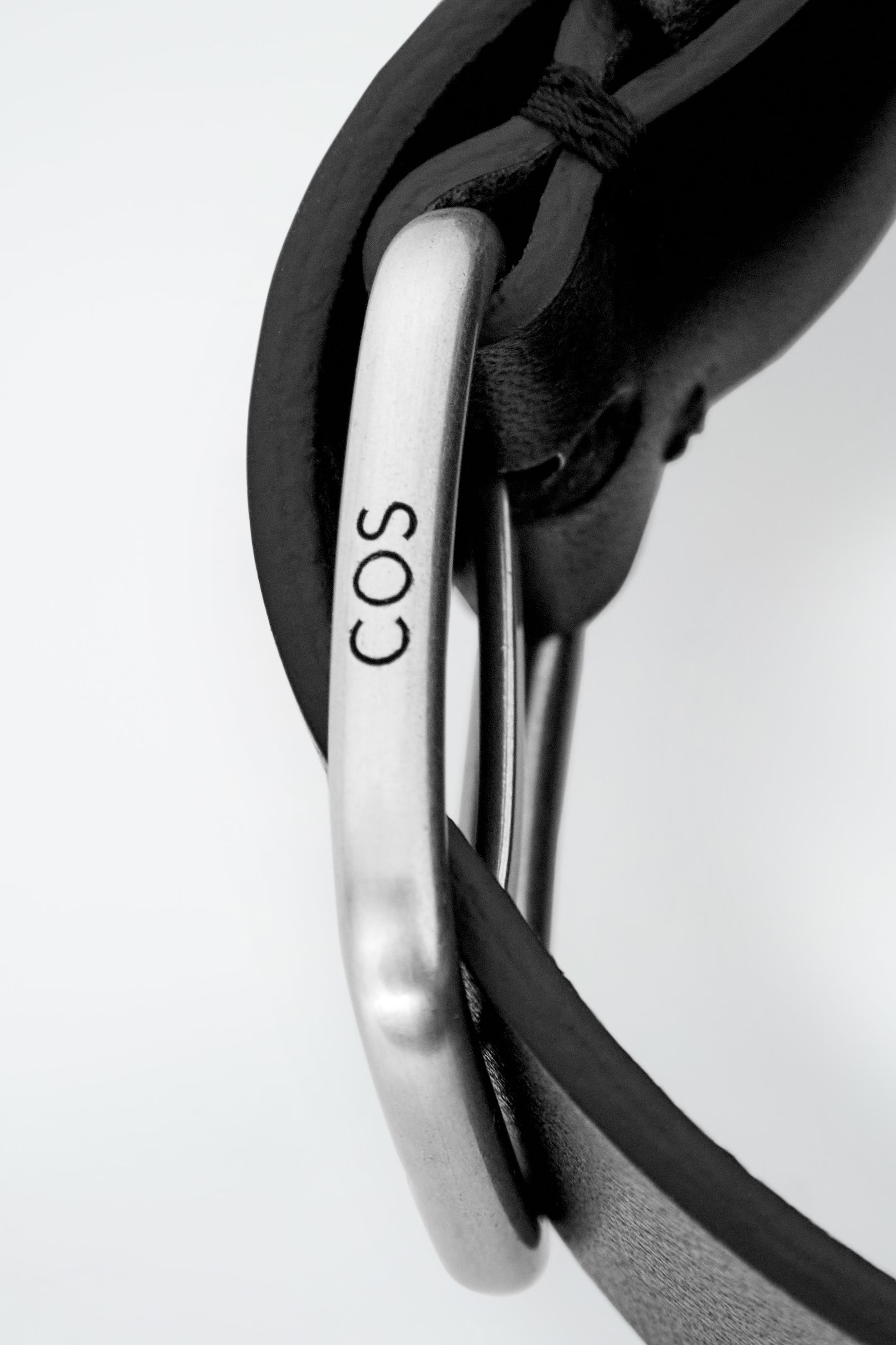 CLASSIC LEATHER BELT - BLACK / SILVER | COS UK