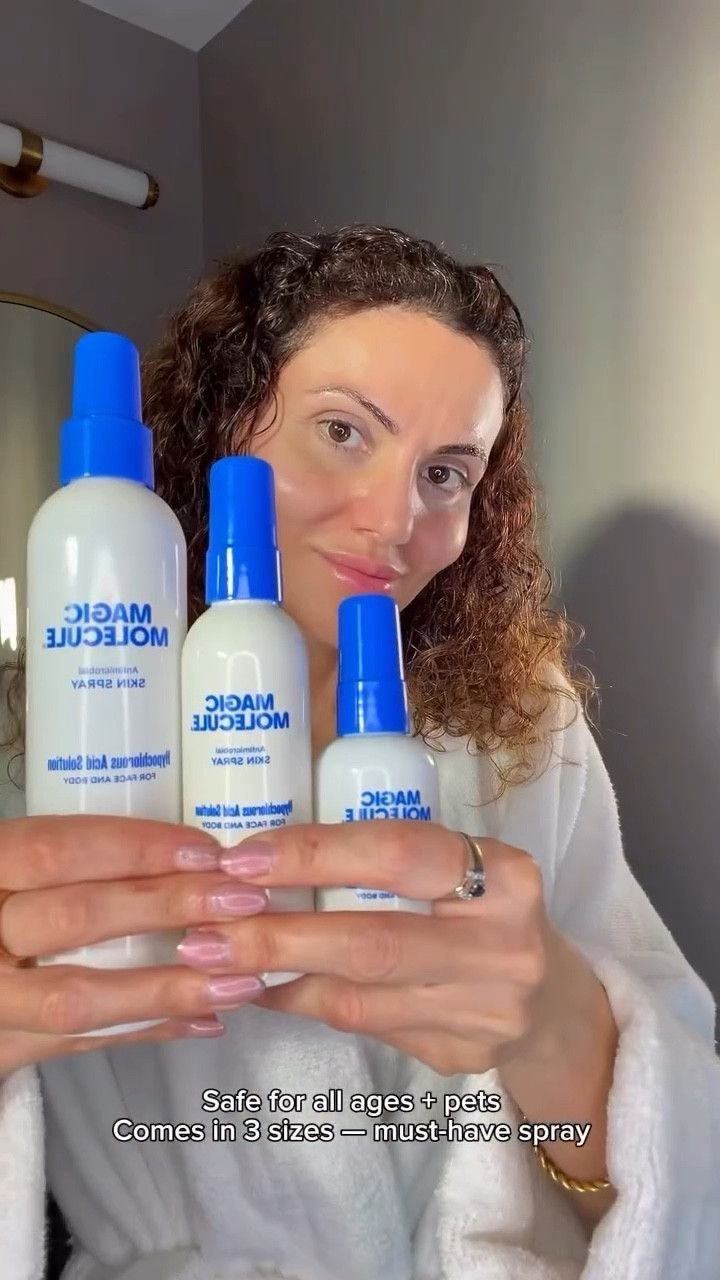 ✨ 𝐇𝐨𝐰 𝐭𝐡𝐞 𝐌𝐀𝐆𝐈𝐂 𝐌𝐎𝐋𝐄𝐂𝐔𝐋𝐄 𝐅𝐢𝐱𝐞𝐝 𝐌𝐲 𝐒𝐤𝐢𝐧 ✨

This HOCl formula heals 50+ skin concerns — from acne and redness to bug bites, sunburns, eczema, cuts, rashes, and more.
It kills bacteria, calms irritation, reduces redness, and never stings 💧✨

Clean, non-toxic, vegan, pet-safe, and gentle enough for all ages (even infants!).
With TSA-friendly sizes, it’s a must-have spray for home, travel, and everyday skin emergencies 🌿

@magicmoleculeinc

#SkincareEssentials #HealingSpray #CalmingSkincare #NonToxicBeauty #SensitiveSkinSafe #CleanIngredients #TravelEssentials #PRGifted #LTKBeauty #LTKCreator #UGCBeauty