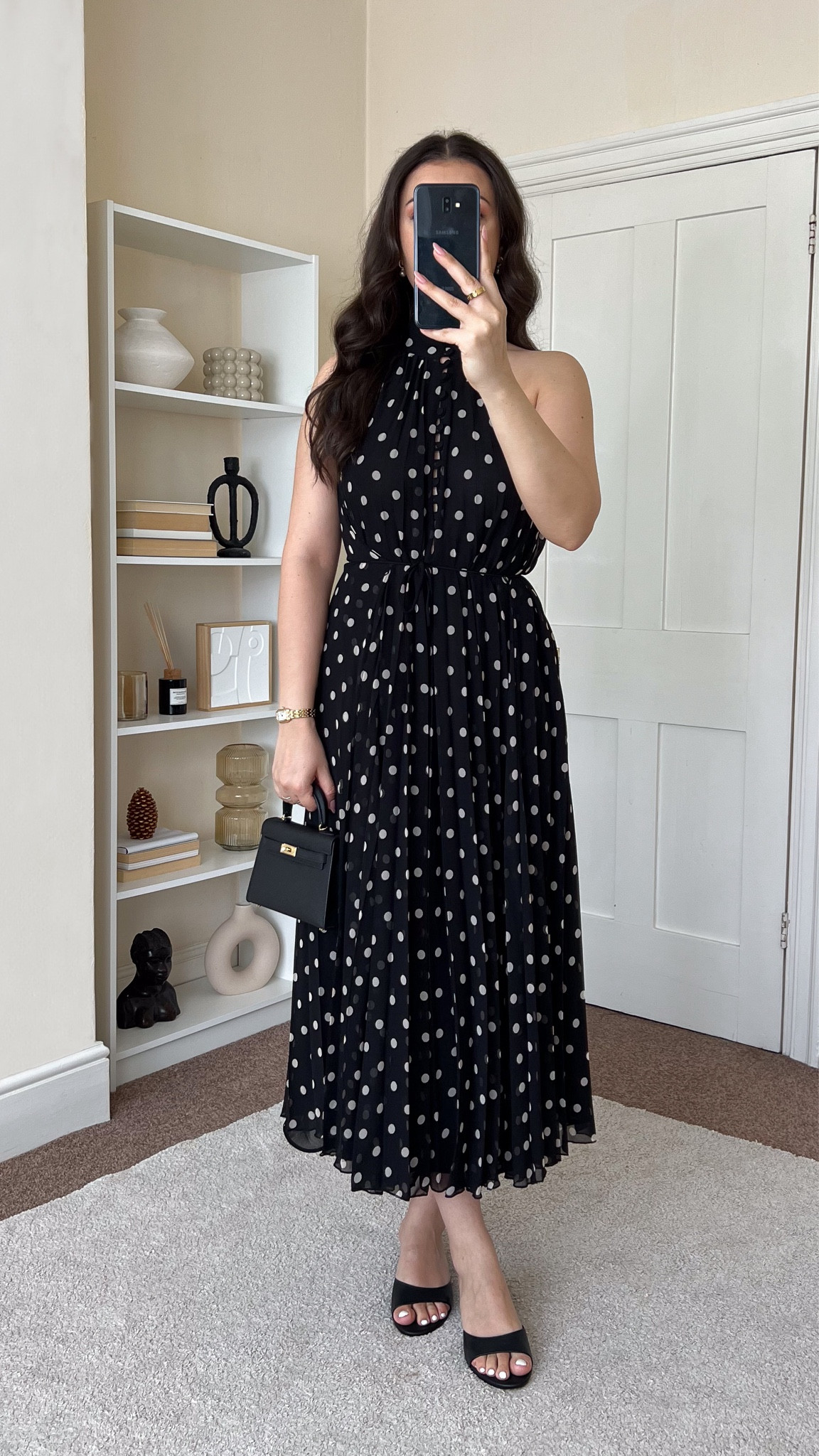 Occasion summer dress. Dress is Mango, wearing size UK8. Bag is Totes Luxe.

#LTKeurope #LTKsummer #LTKuk
