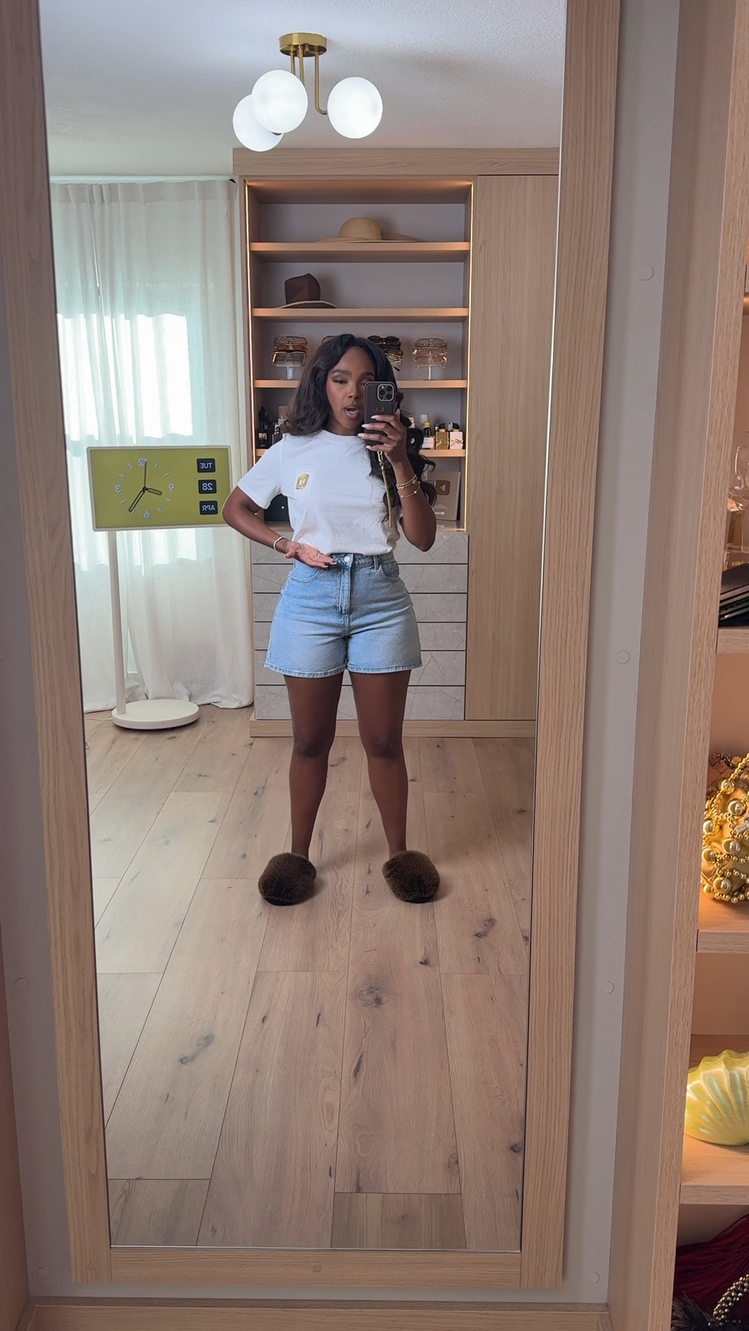 Hi babes!

Okay these denim shorts are a TOP SELLER for a reason — the fit is EVERYTHING and they’re that perfect everyday pair you’ll keep reaching for. Paired with this classic tee, this whole look is giving effortless, throw-on-and-go but still put together.

These shorts are already going viral and have a high sell-out risk, especially going into summer — don’t wait on these.

The denim has the perfect structure with just enough give, super flattering on the waist and legs without being too tight.

Where to wear this:
• Running errands
• Casual brunch
• Travel days
• Everyday summer outfits

Everything is linked below.

xx Kira | @kirasfashionfinds

Measurements: 5’4” | 138 lbs | 34D | 27” waist | 40” hips
