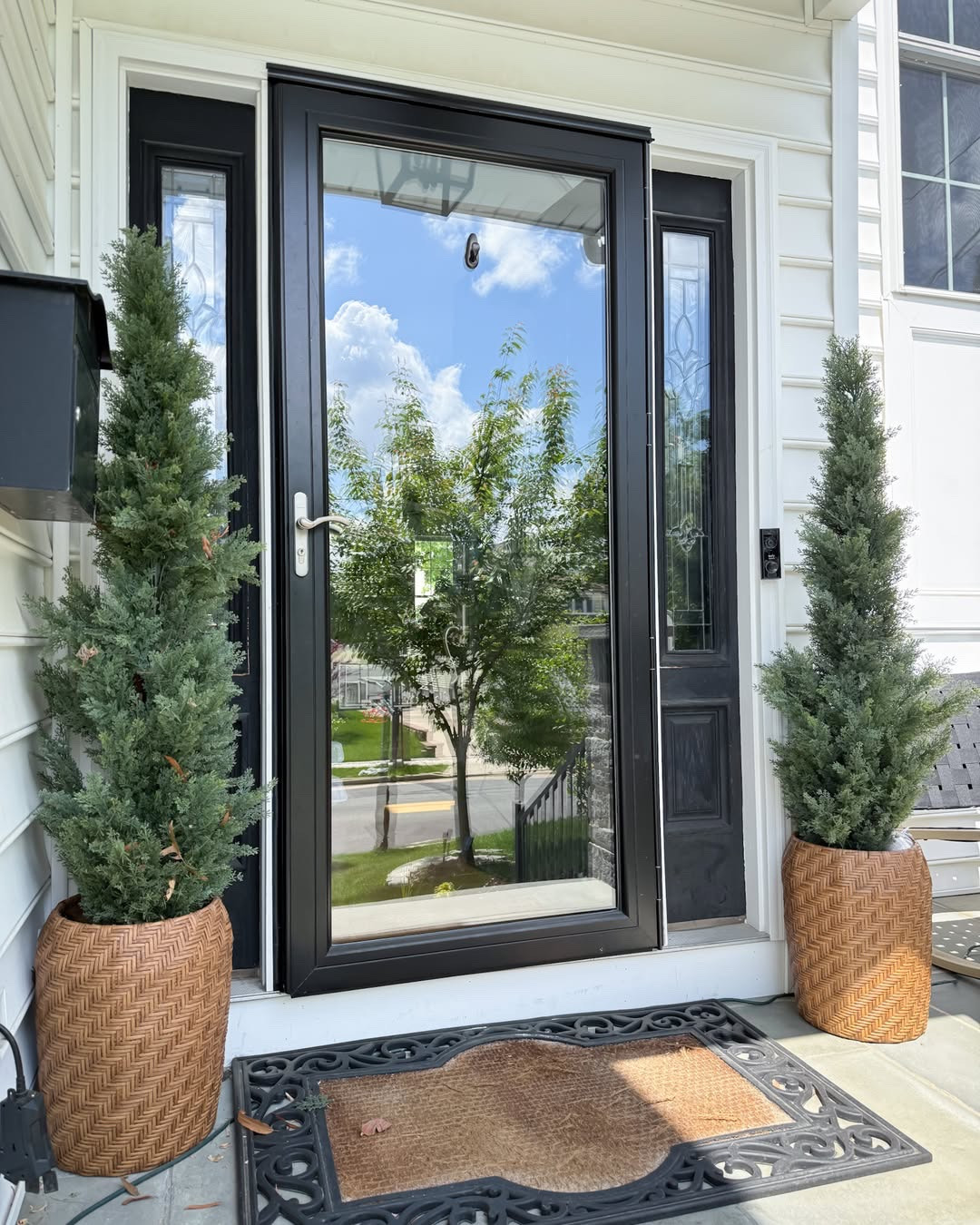 Affordable planters

front porch decor
seasonal welcome signs
front door wreaths
outdoor entryway styling
porch planter ideas
layered doormat looks
spring porch refresh
modern farmhouse entry
outdoor lantern decor

#LTKSeasonal #LTKHome #LTKSaleAlert