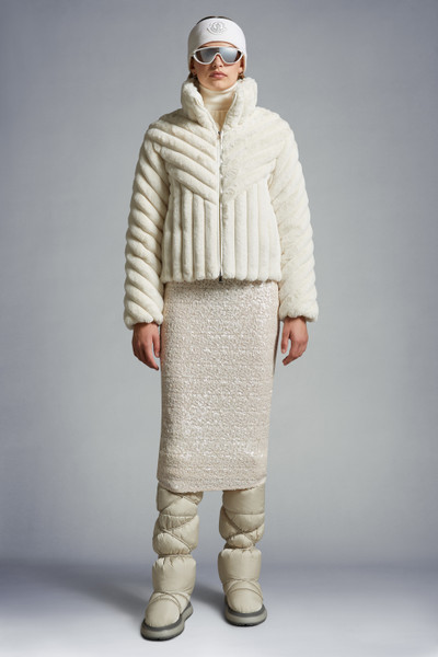 White Pedrix Short Down Jacket - Short Down Jackets for Women | Moncler US | Moncler