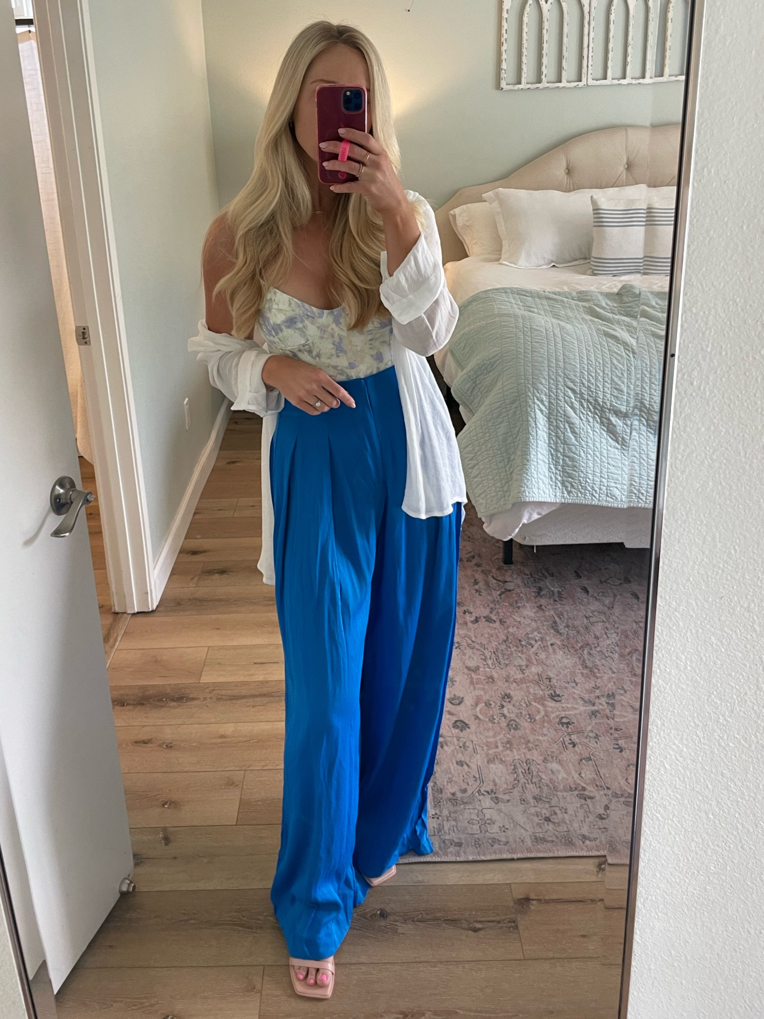 Pants + bodysuit are zara,
Shoes are TTS-7 (under 50!)
Blouse is my most worn cover up, one size fits all and great over swimsuits or any outfit! 