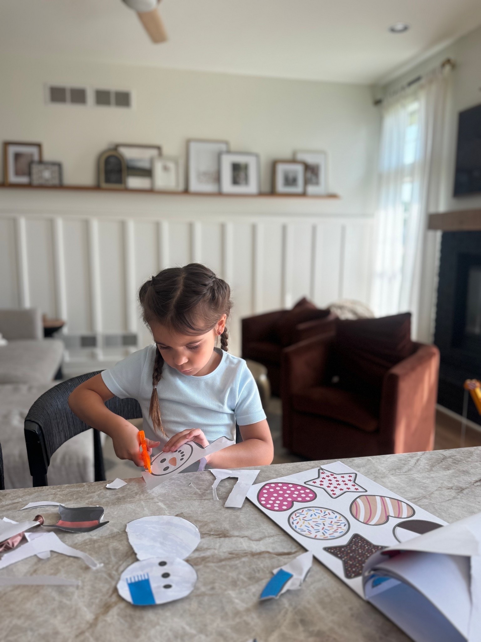 Scissor and cutting practice for my toddler girlie! Shes doing amazing. This book is under $10. Amazon kids find!

#LTKKids #LTKmorningroutine