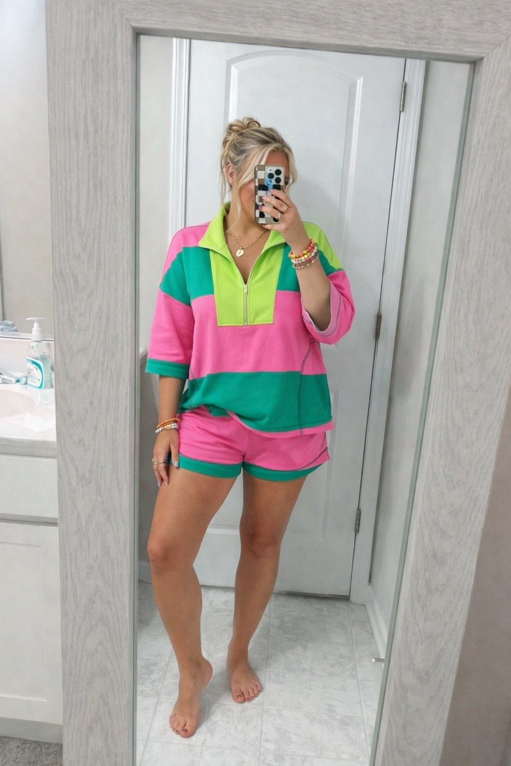 POV: you found a set so cute you immediately check if it comes in more colors 😍💖💚

I’m not kidding when I say this Amazon set looks and feels SO much more expensive than it is… like the quality?? the fit?? the COLORS?? 🤌✨

This is your throw on & go outfit for literally everything—errands, travel, ball fields, mom life but still cute 💁‍♀️

✔️ insanely comfy
✔️ true to size
✔️ lightweight but not see through
✔️ the kind of set you get compliments on EVERY time

I have a feeling this one is going to sell out FAST so don’t wait on it 🏃‍♀️💨

#LTKStyle #AmazonFinds #LTKUnder50 #MatchingSet #AthleisureStyle #AmazonFashion #MomStyle #OOTD #SpringStyle #ComfyChic

#LTKdayinmylife #LTKgrwm #LTKootd