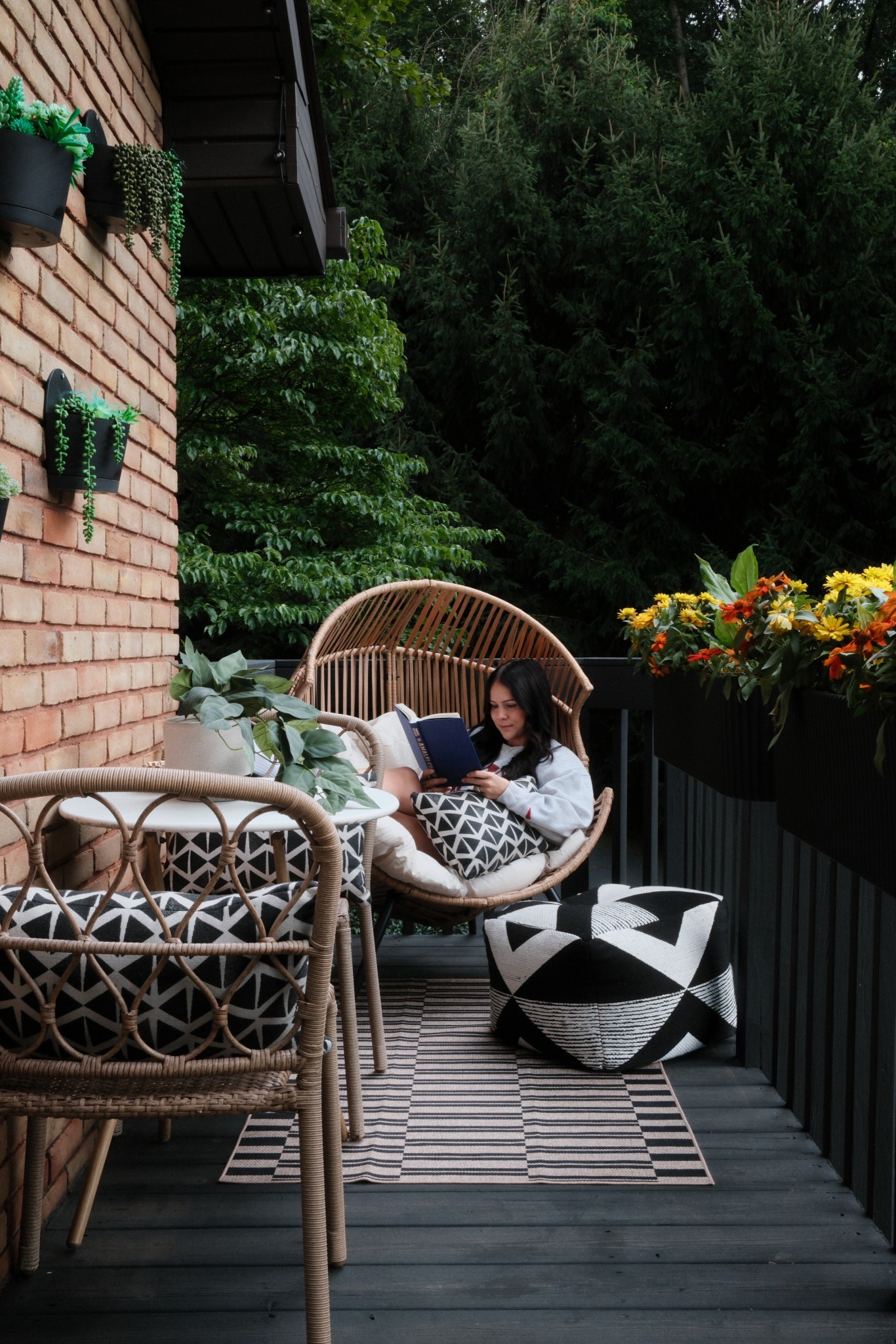 The coziest outdoor reading nook #bookish #booktok #reading 

#LTKSeasonal #LTKSaleAlert #LTKHome