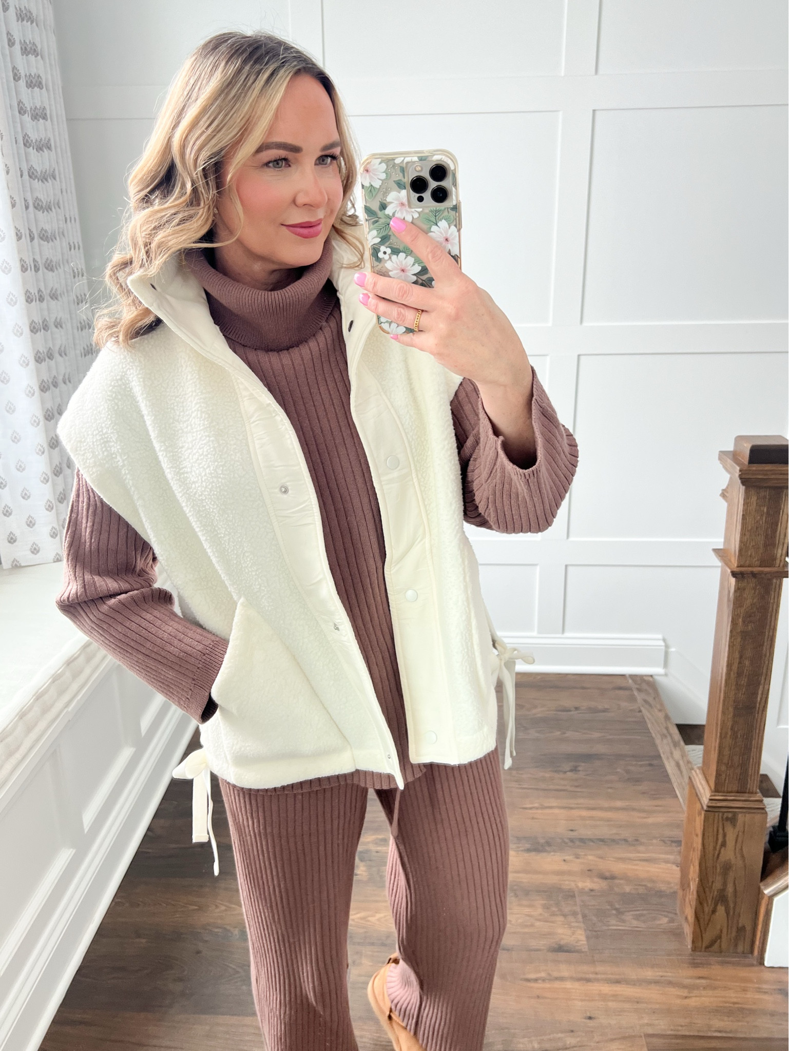 Comfy, casual, cute for the win today! Wearing size medium in both the lounge set and fleece vest. Both from Amazon. Color for the matching set is Nutmeg and it’s the prettiest hue  

#LTKFindsUnder50 #LTKTravel #LTKOver40