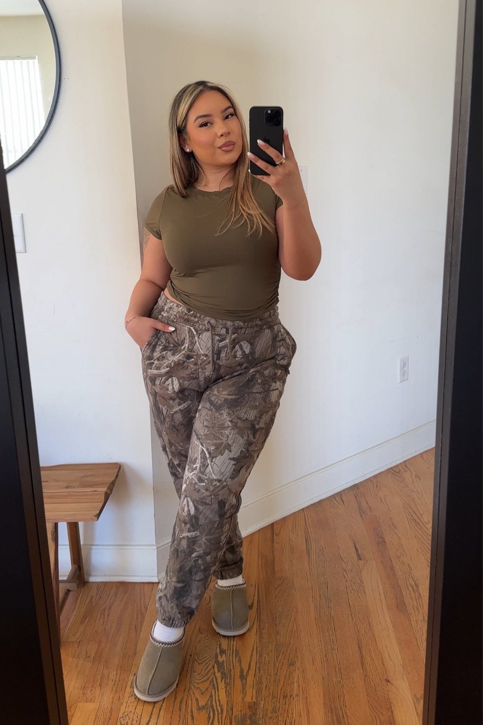 Sweats are men’s - wearing a M but could’ve gotten a S.

Top size: L 

#LTKSeasonal #LTKMidsize #LTKStyleTip