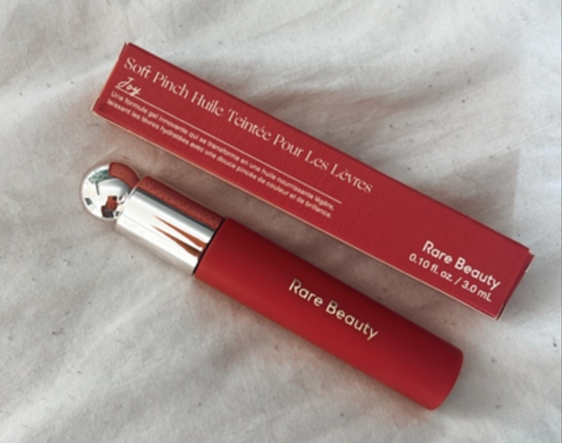 Taylor’s lip color, orange lip, rare beauty, lip oil in color JOY 

#LTKSeasonal #LTKBeauty #LTKOver40