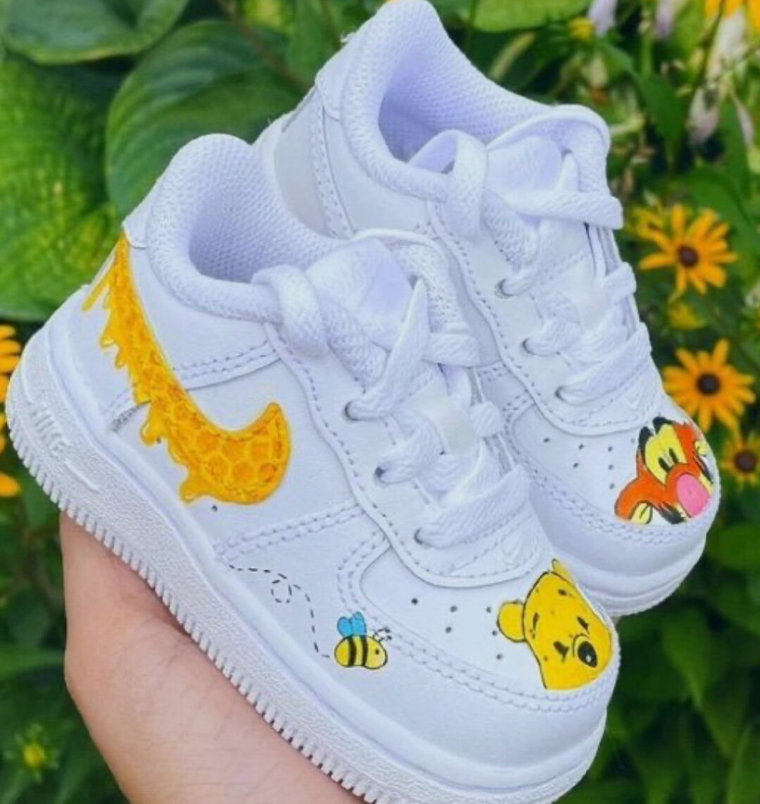 Winnie the Pooh Baby Shoes - Etsy | Etsy (US)