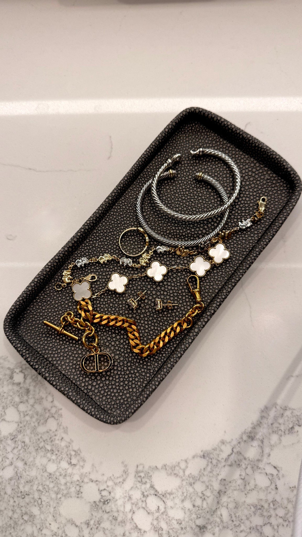 Wearing my everyday stack of course🤌🏽

#LTKCon #LTKNYFW #LTKStyleTip