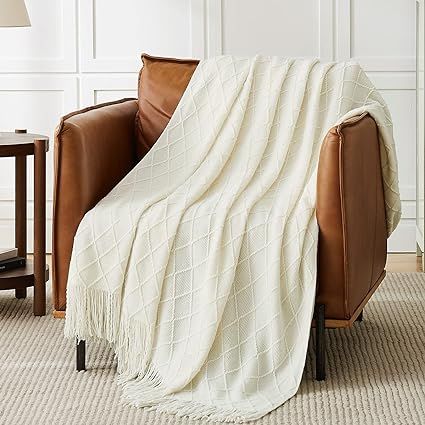 L'AGRATY Throw Blanket White Couch, Soft Blankets for Adults Throw, Cozy Throw Blankets for Bed, ... | Amazon (US)