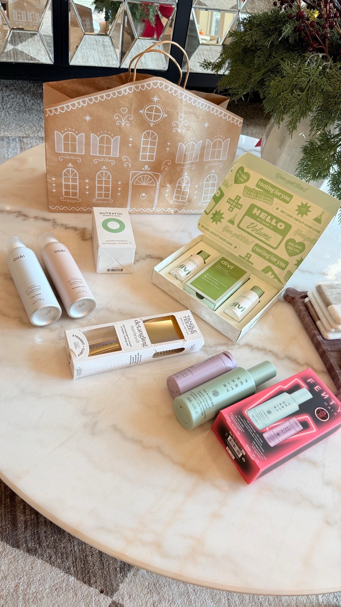 Hair favorites for the hair lover. I love this Divi gift set and Fenty hair favorites for the holidays. 

#LTKGiftGuide #LTKHoliday #LTKSeasonal
